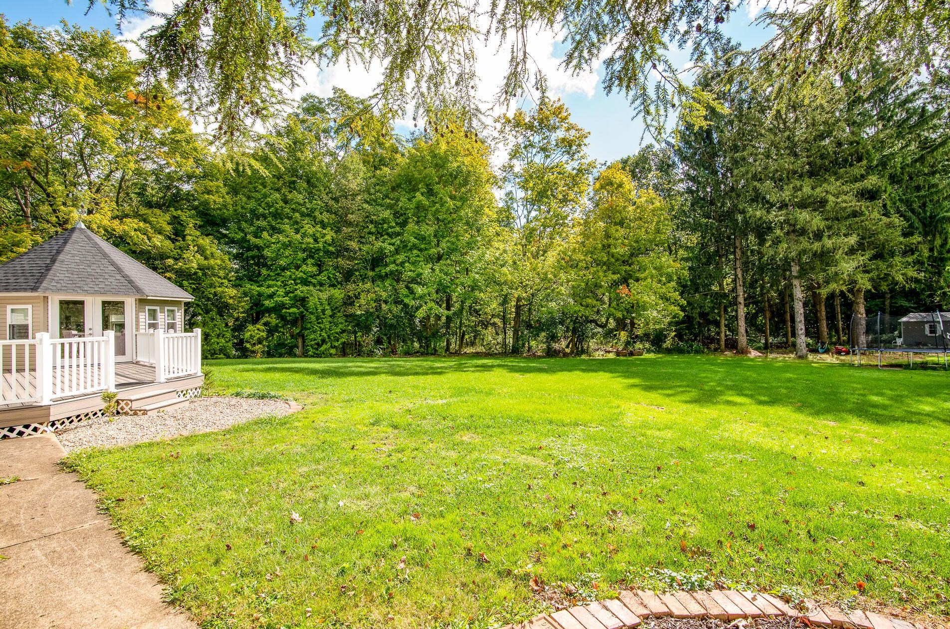 1133 Springbrook Dr, Mansfield OH 44906-3544 exterior