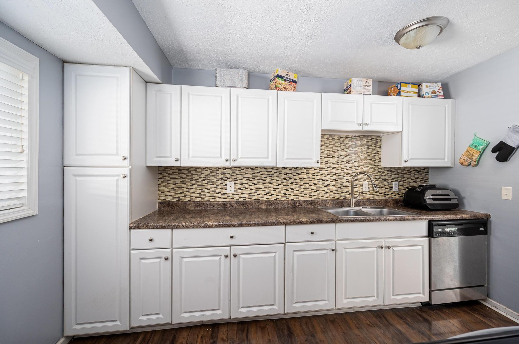 5337 Adcock Dr, Columbus OH  43085 exterior