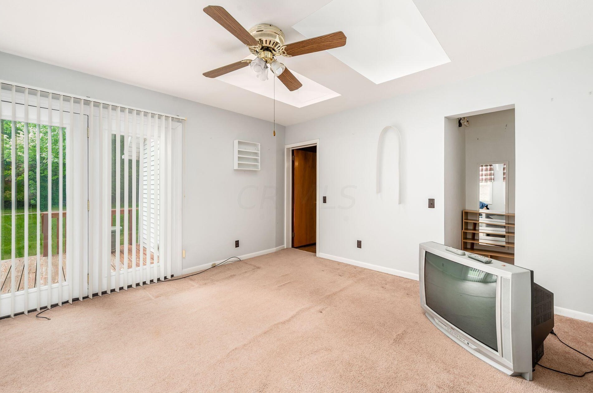 1957 Lisle Ave, Columbus OH 43207-4441 exterior