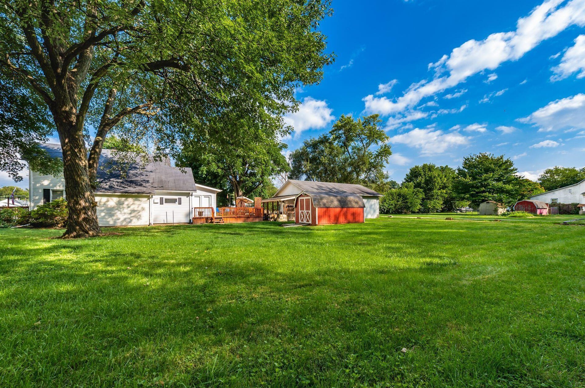 1957 Lisle Ave, Columbus OH 43207-4441 exterior