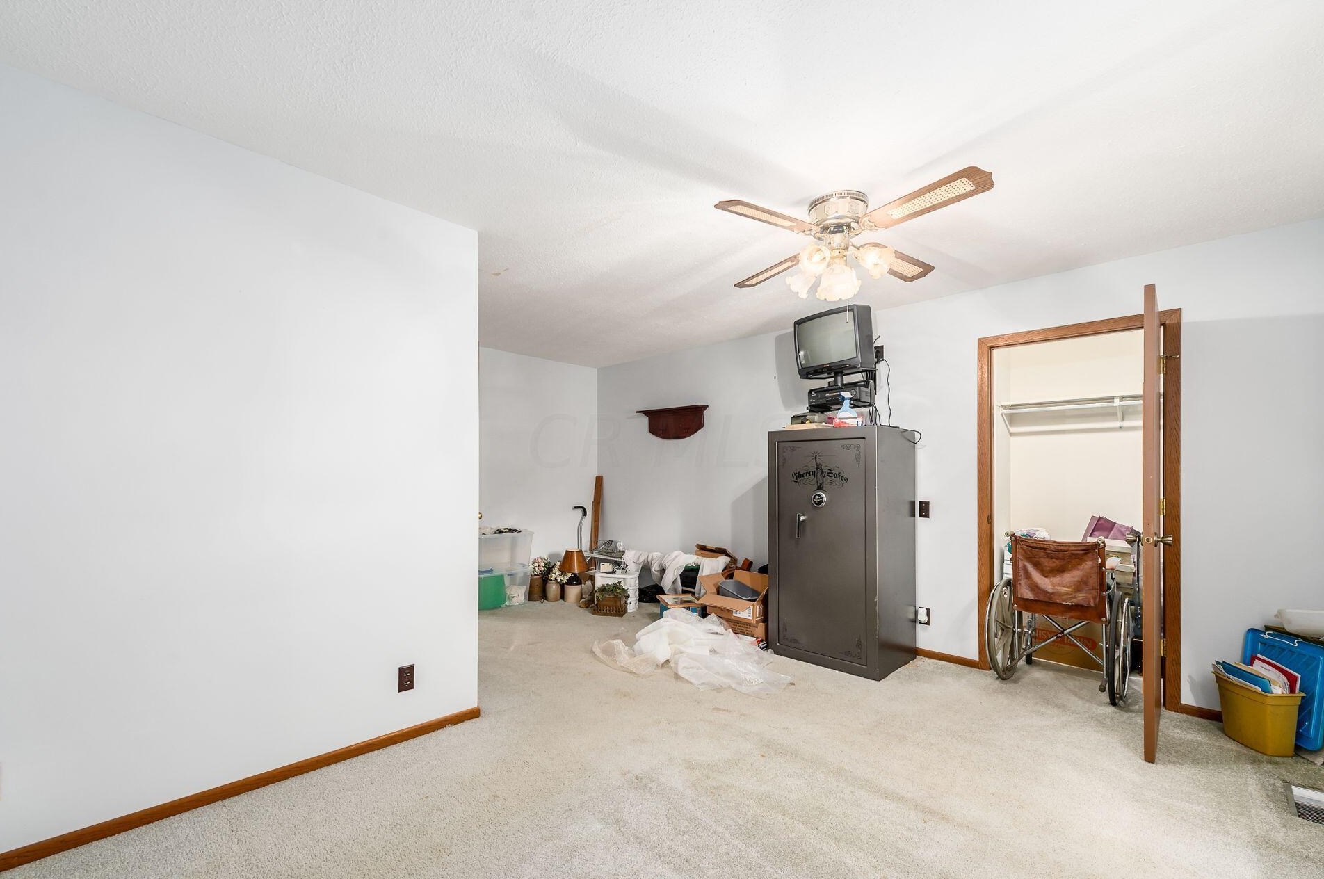 1957 Lisle Ave, Columbus OH 43207-4441 exterior