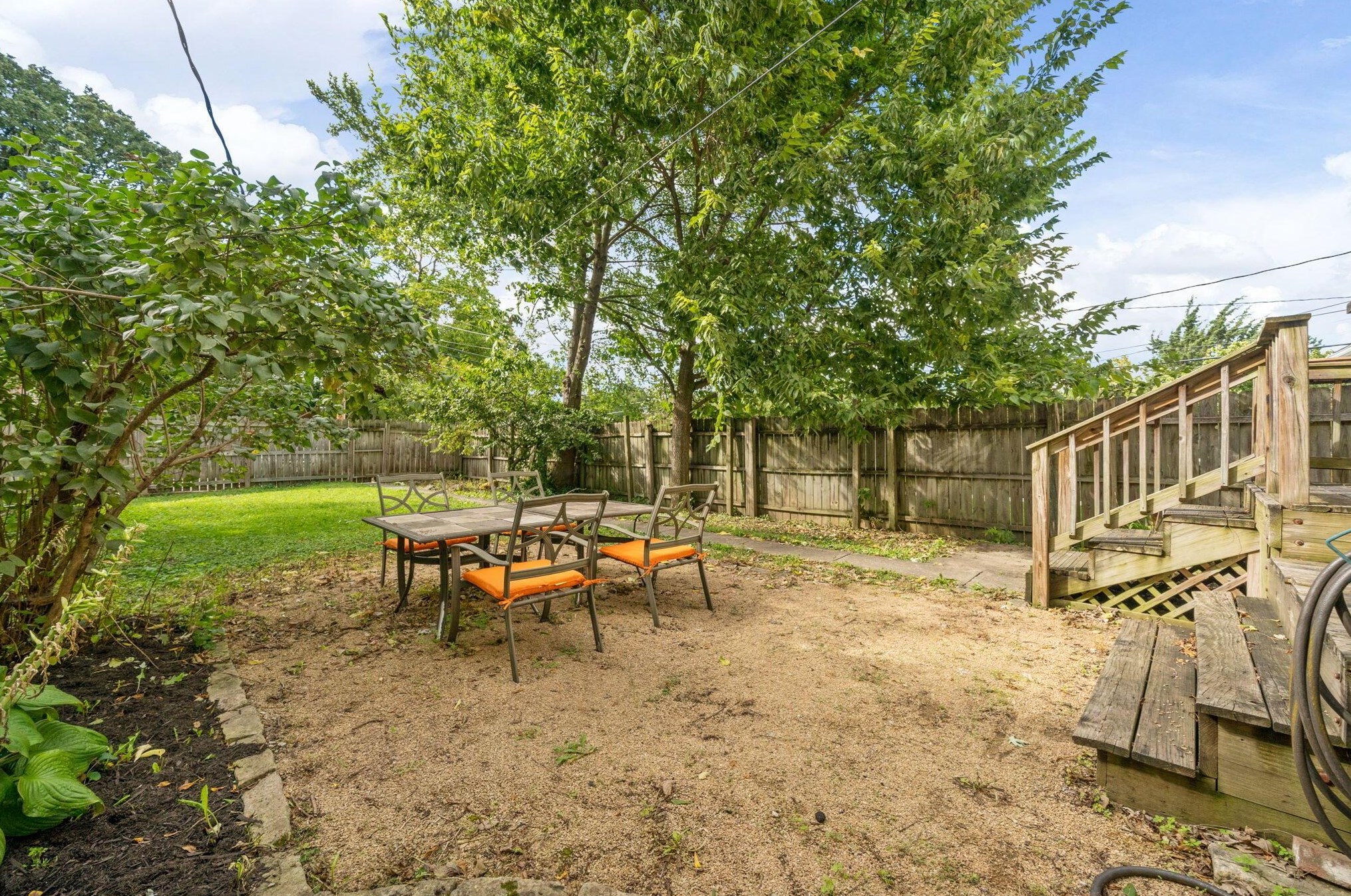 627 Wilson Ave, Columbus OH 43205-2825 exterior