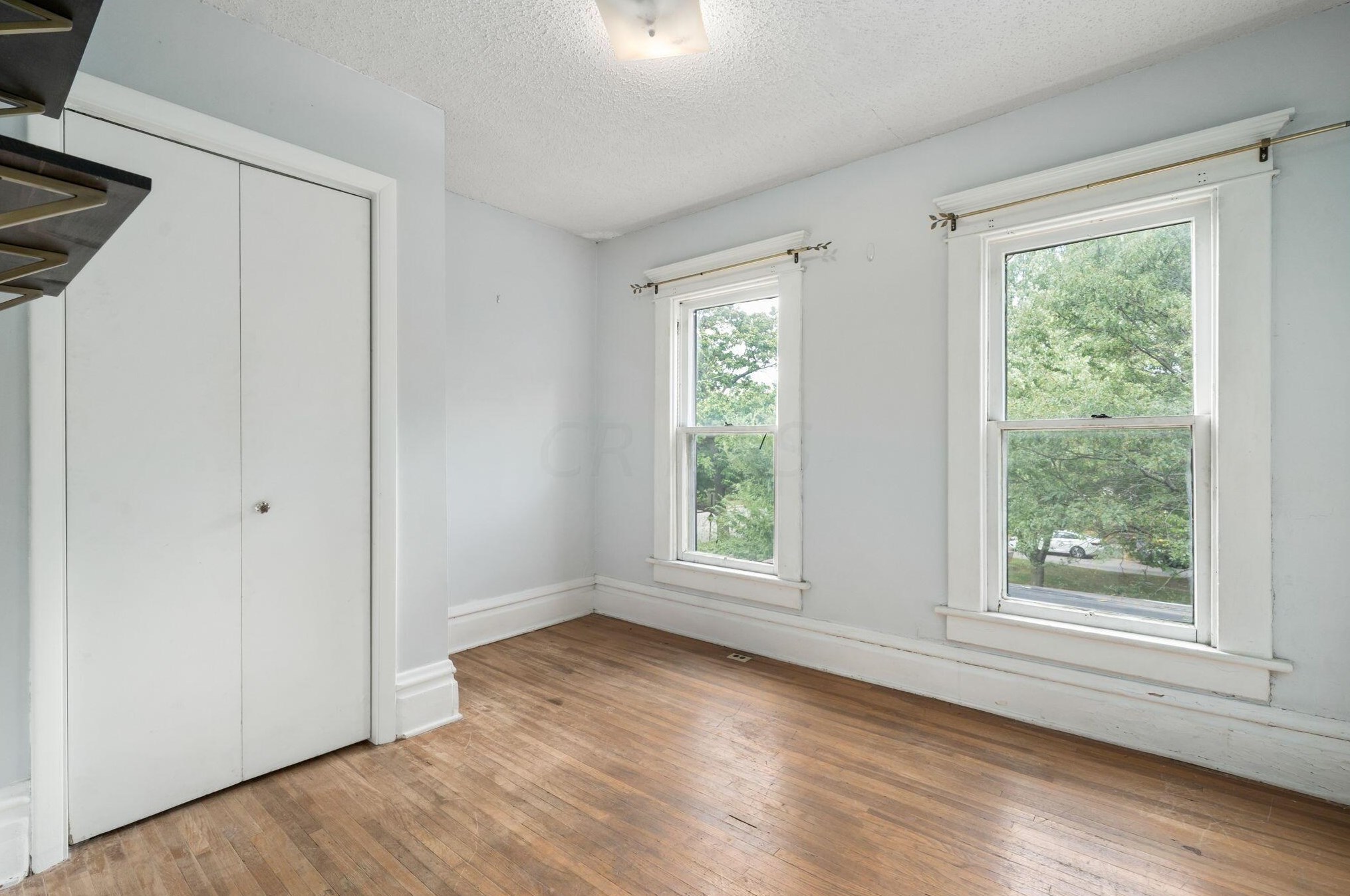 627 Wilson Ave, Columbus OH 43205-2825 exterior