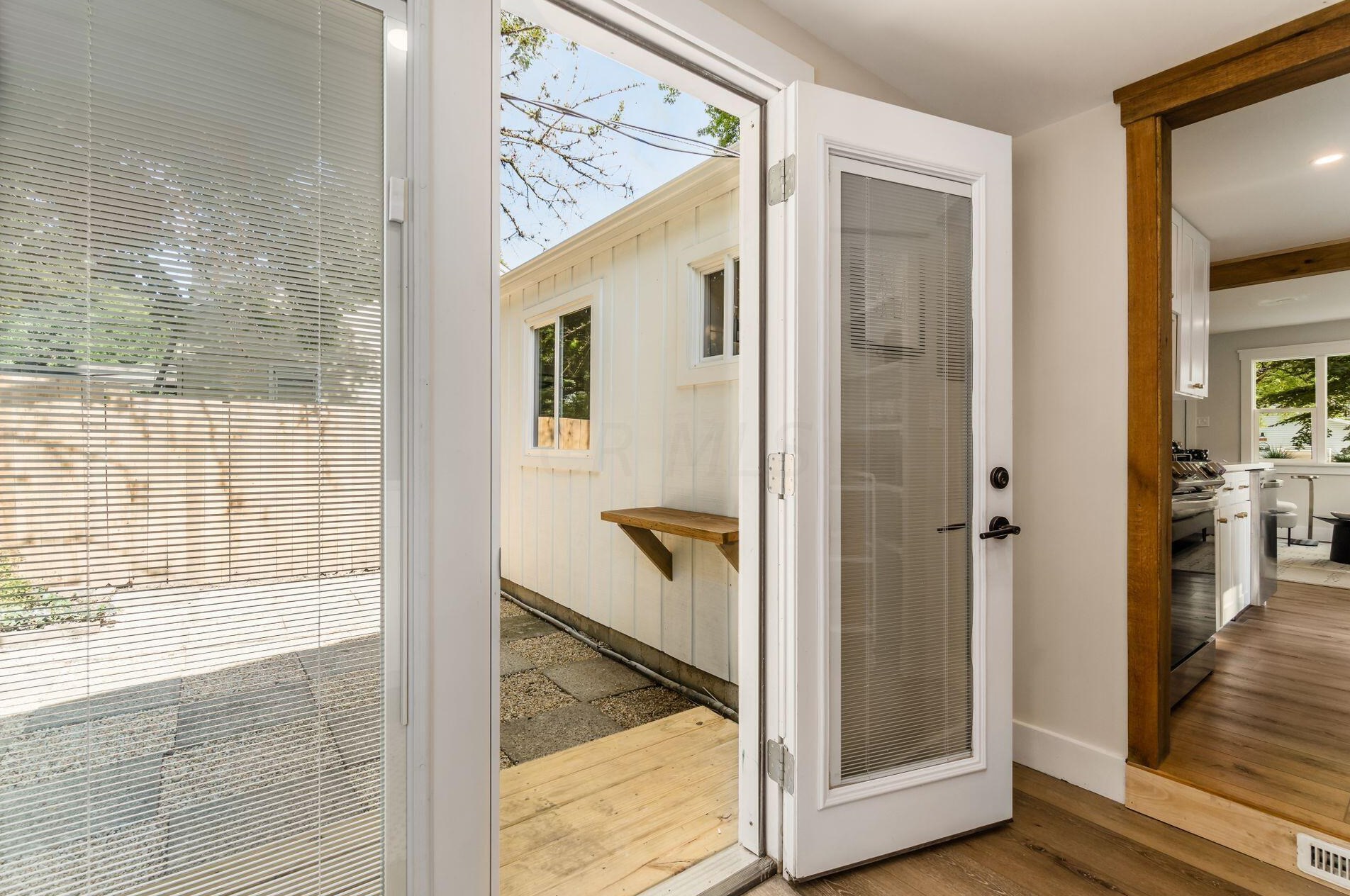 448 Chase Rd, Columbus OH 43214-1104 exterior