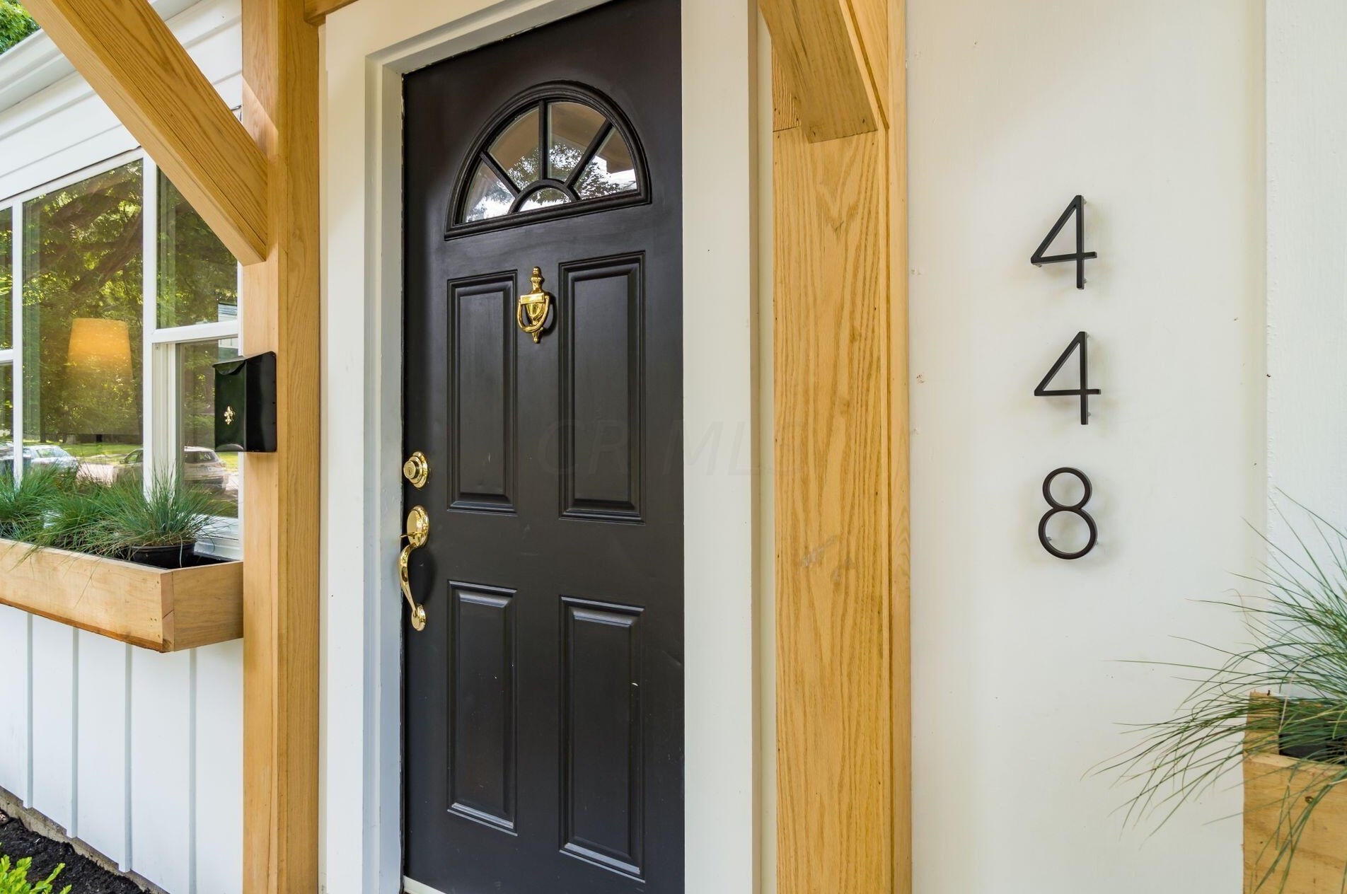 448 Chase Rd, Columbus OH 43214-1104 exterior