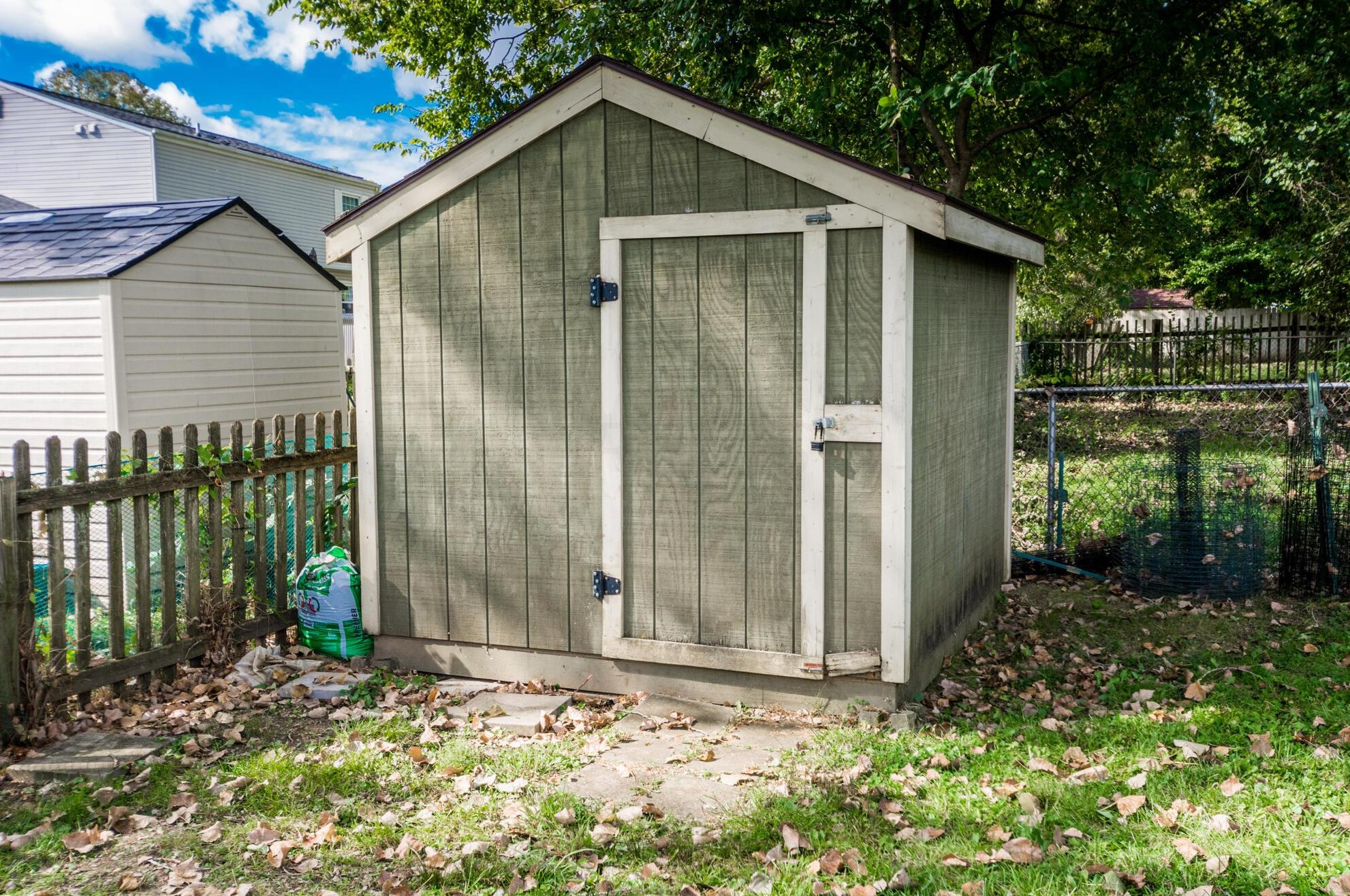 3735 Quail Holw Dr, Columbus OH 43228-9682 exterior