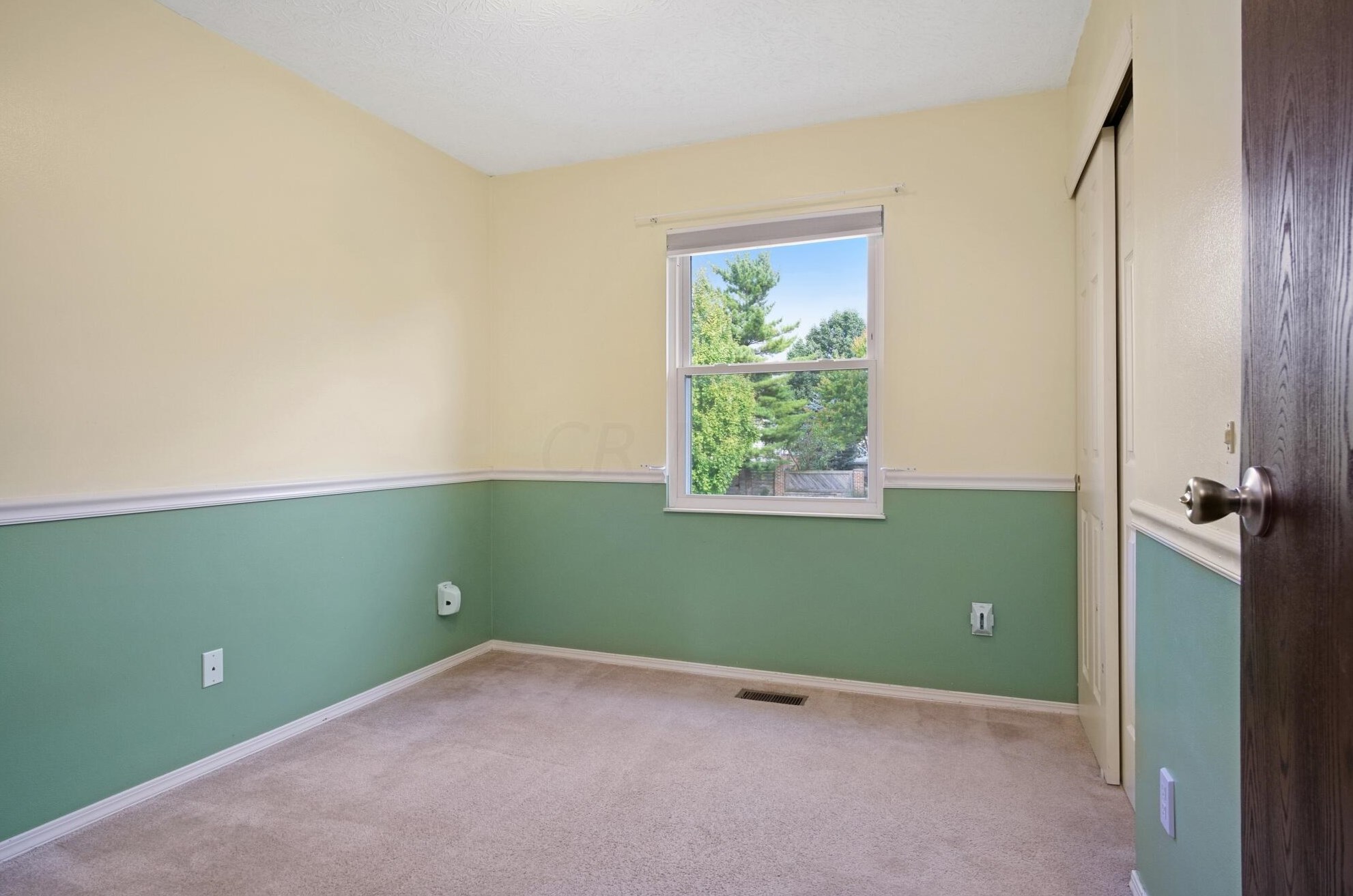 3735 Quail Holw Dr, Columbus OH 43228-9682 exterior