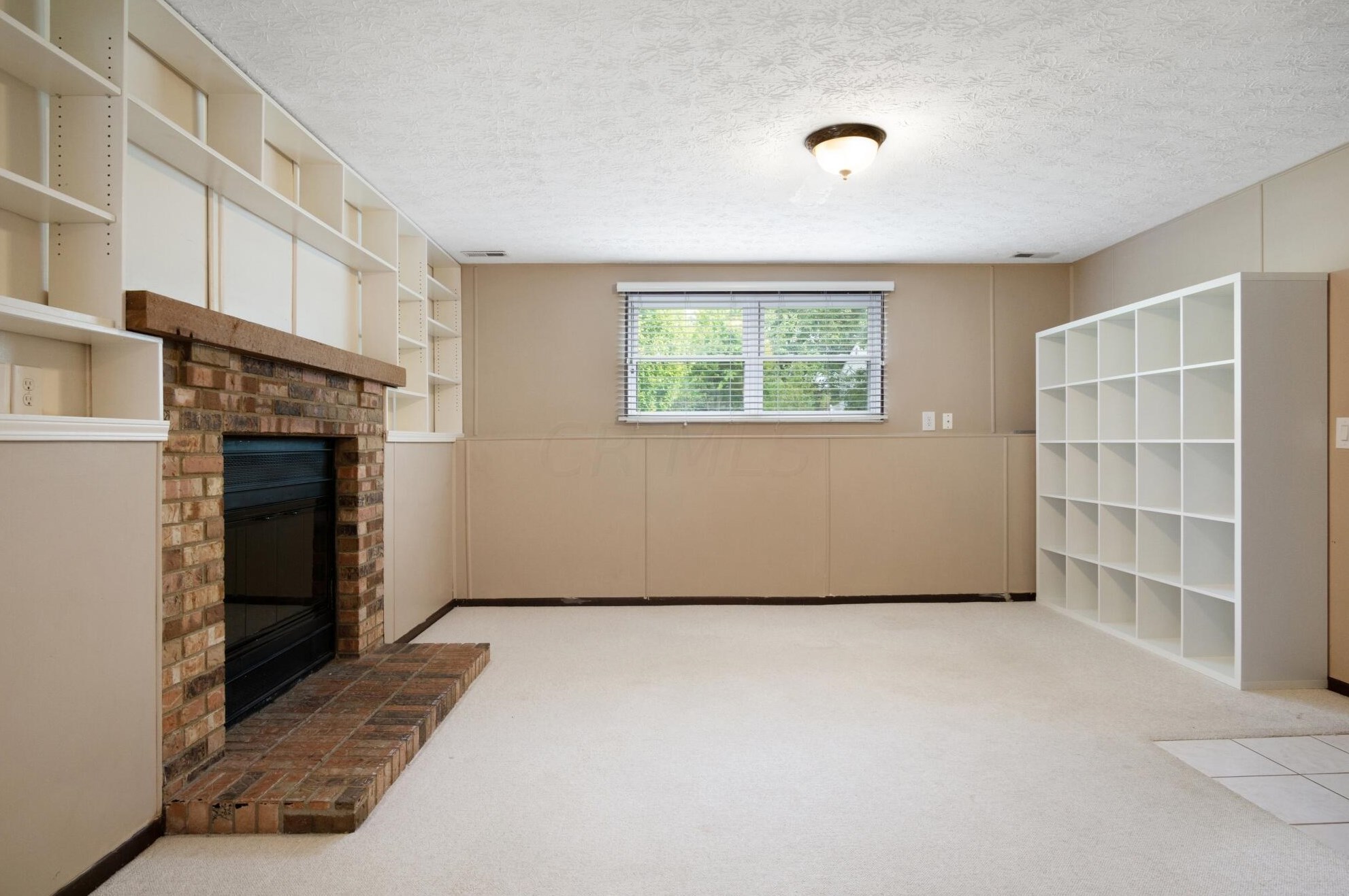 3735 Quail Holw Dr, Columbus OH 43228-9682 exterior