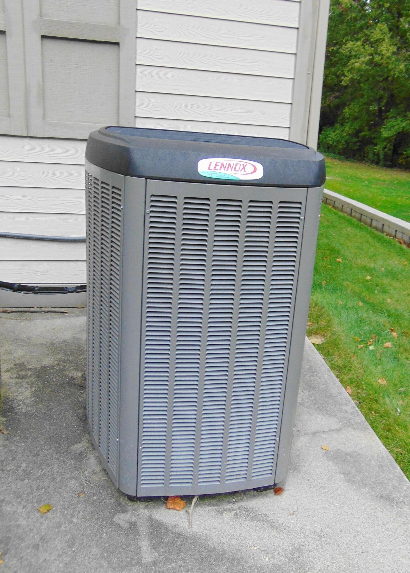 8172 Mt Air Pl, Columbus OH 43235-1358 exterior