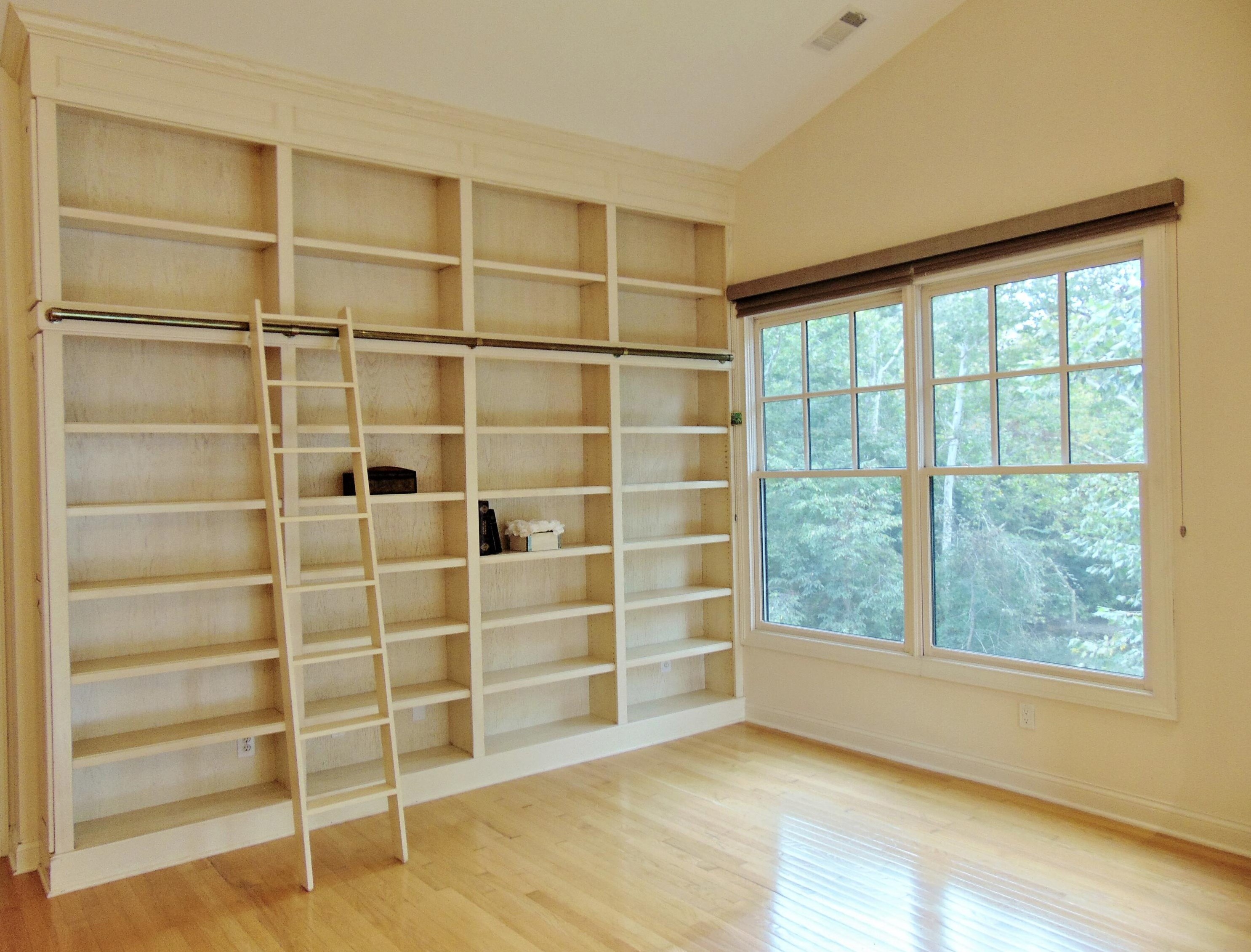 8172 Mt Air Pl, Columbus OH 43235-1358 exterior