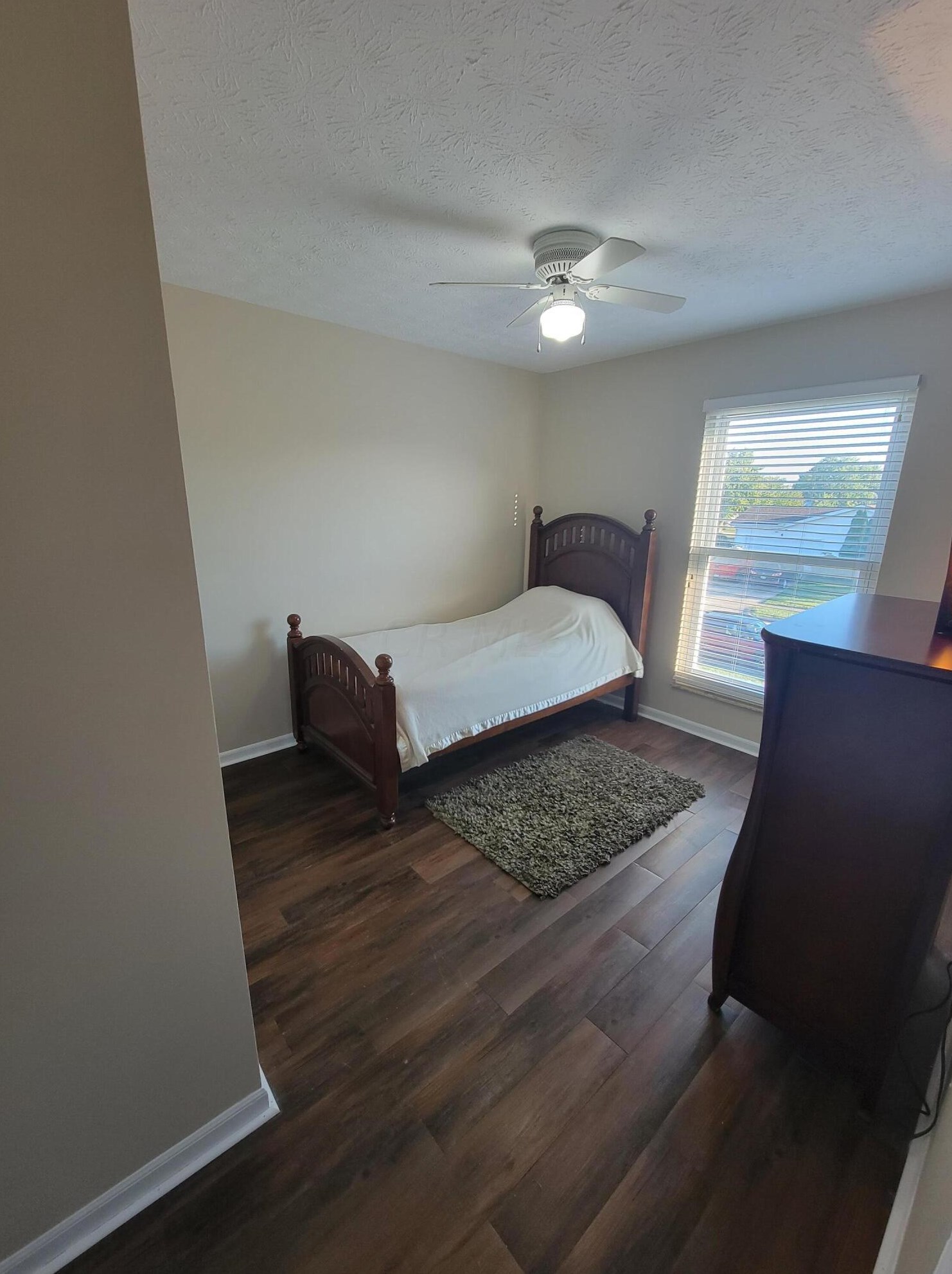 2640 Millrace Dr, Columbus OH 43207-4625 exterior