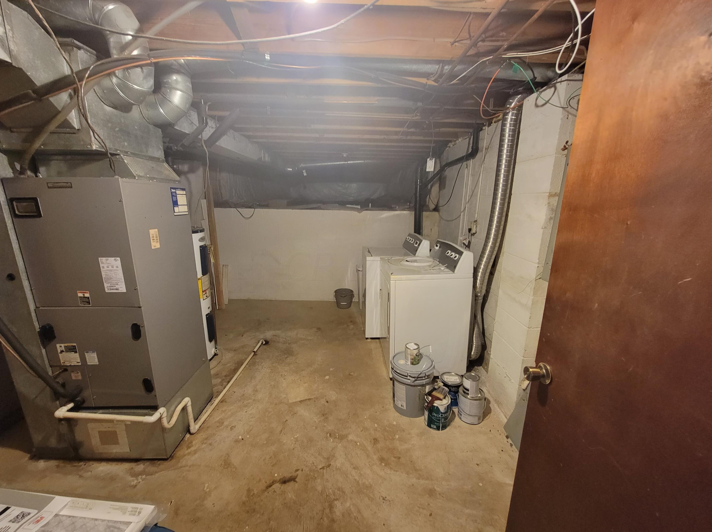 2640 Millrace Dr, Columbus OH 43207-4625 exterior