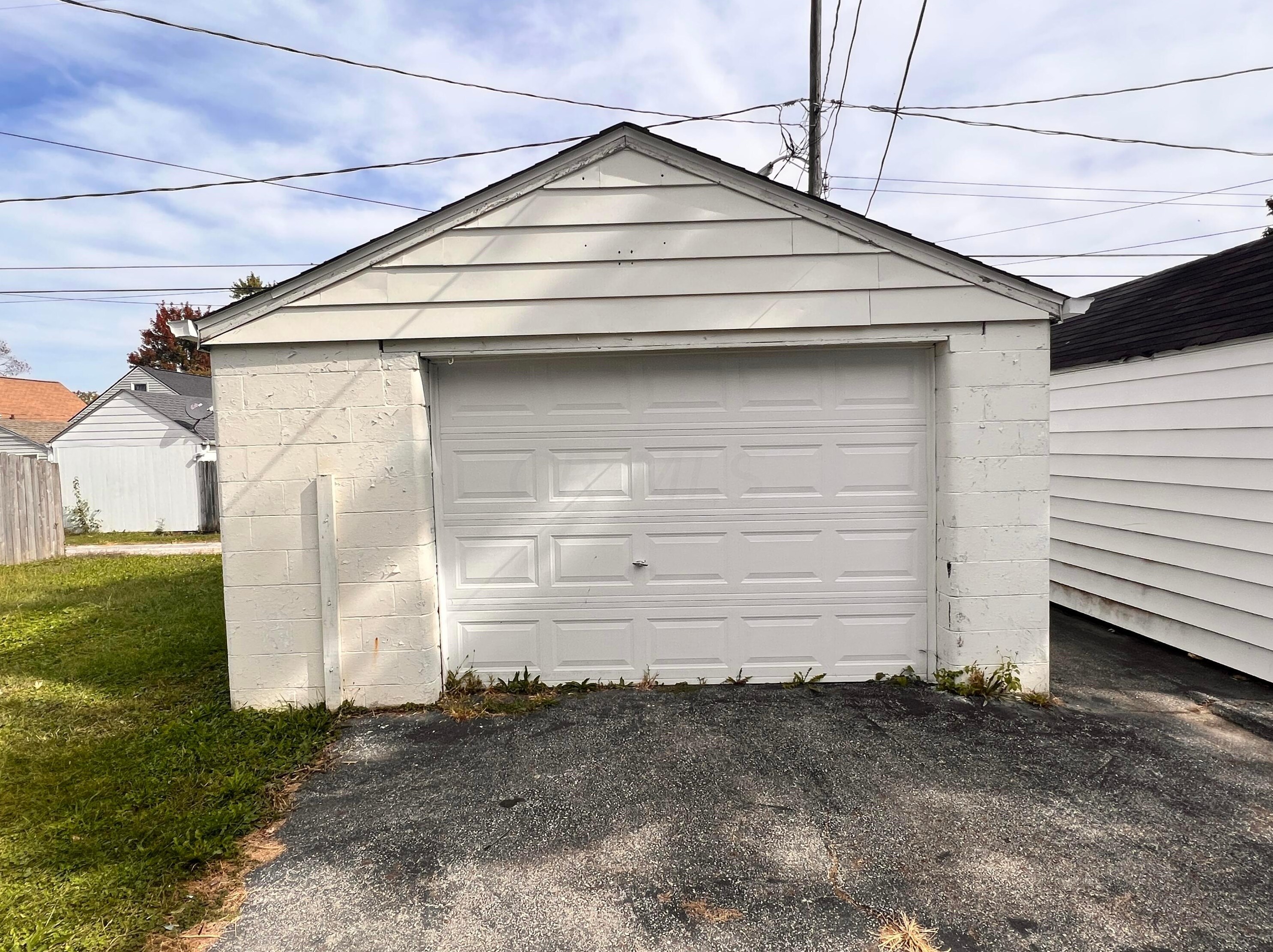 800 Wiltshire Rd, Columbus OH 43204-2338 exterior