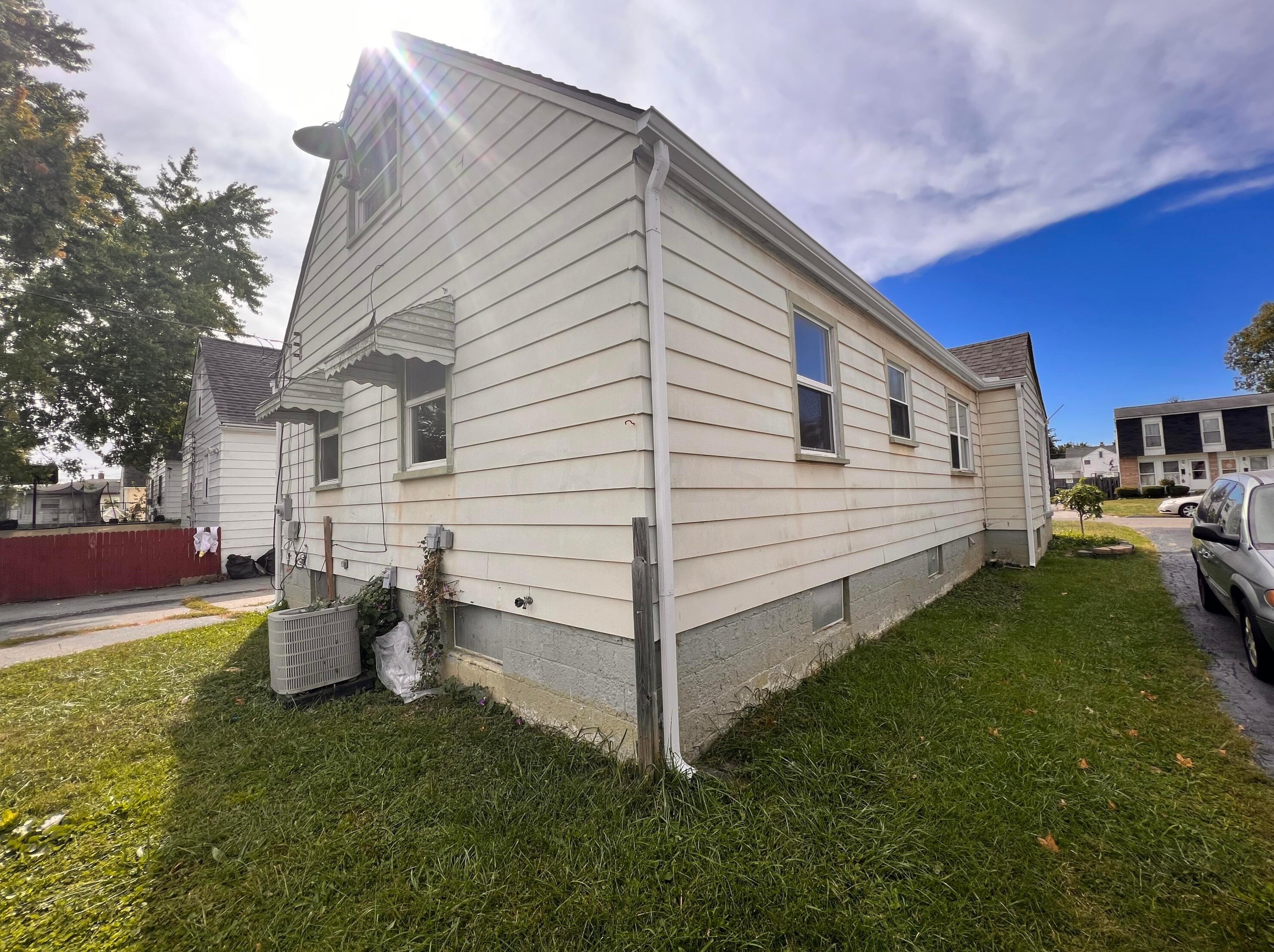 800 Wiltshire Rd, Columbus OH 43204-2338 exterior