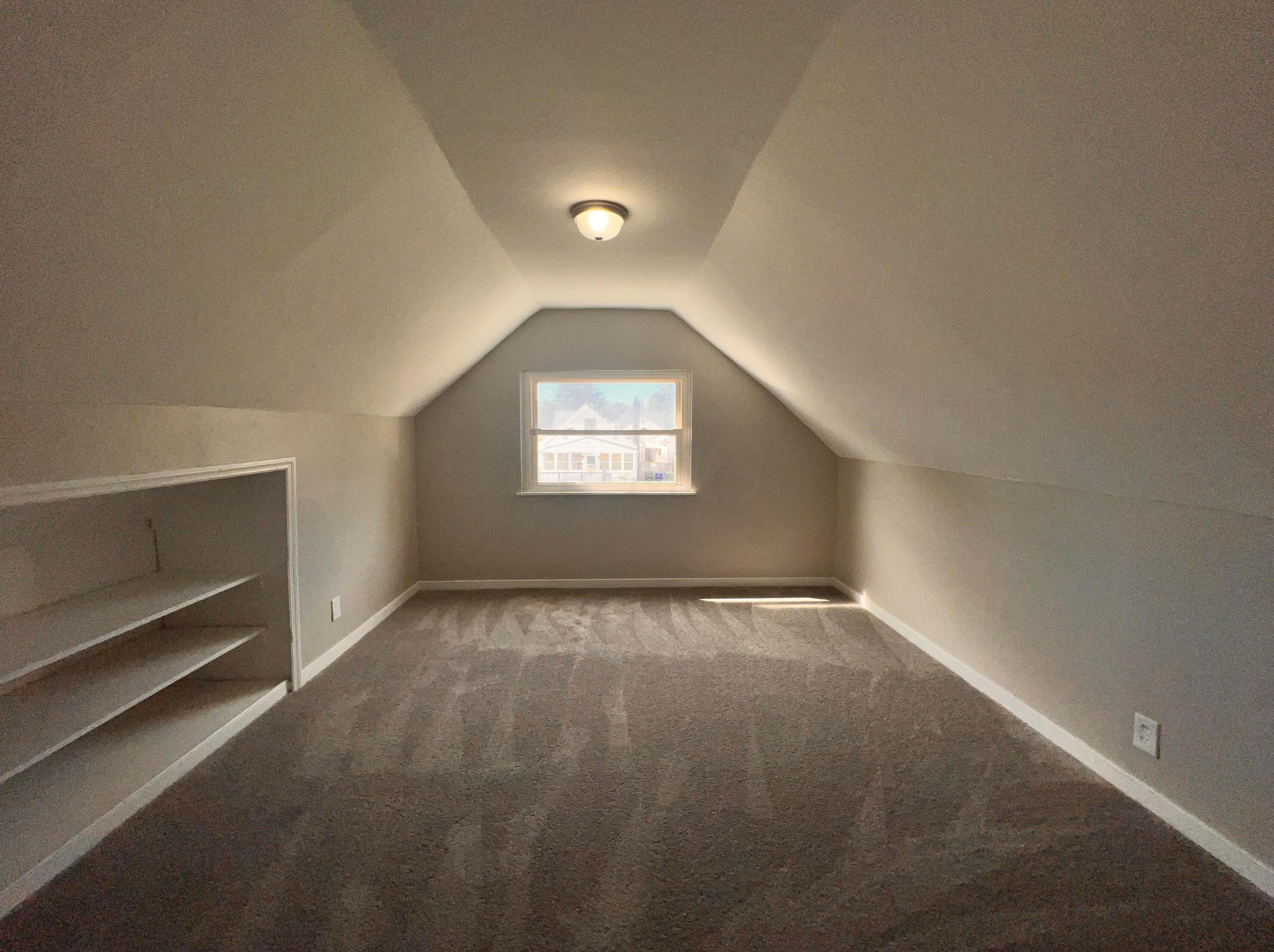 800 Wiltshire Rd, Columbus OH 43204-2338 exterior