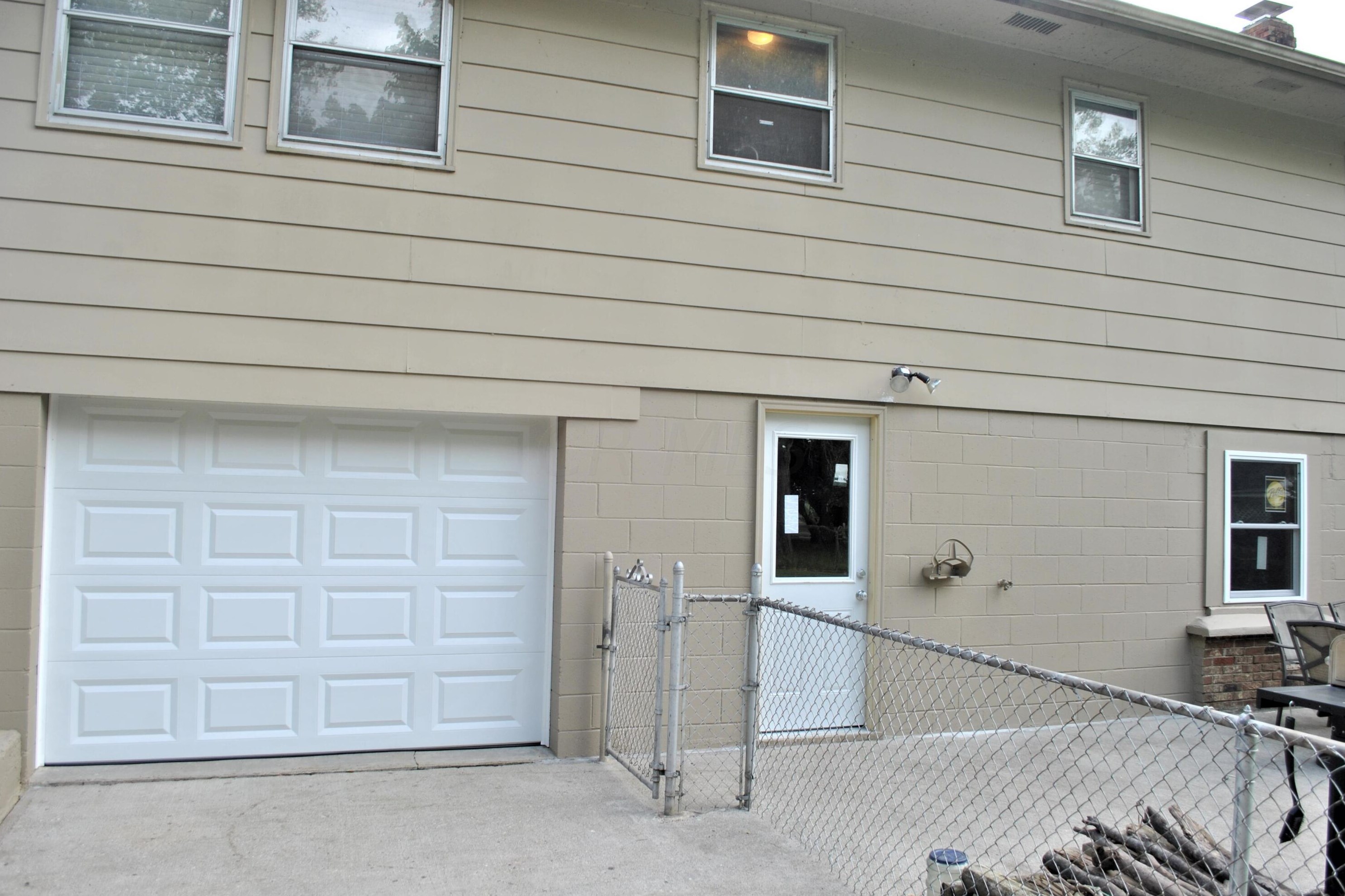 417 Reese Ave, Lancaster OH 43130-4512 exterior