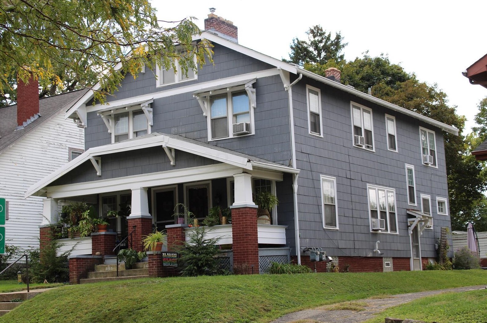 227 Como Ave, Columbus OH  43202-1064 exterior