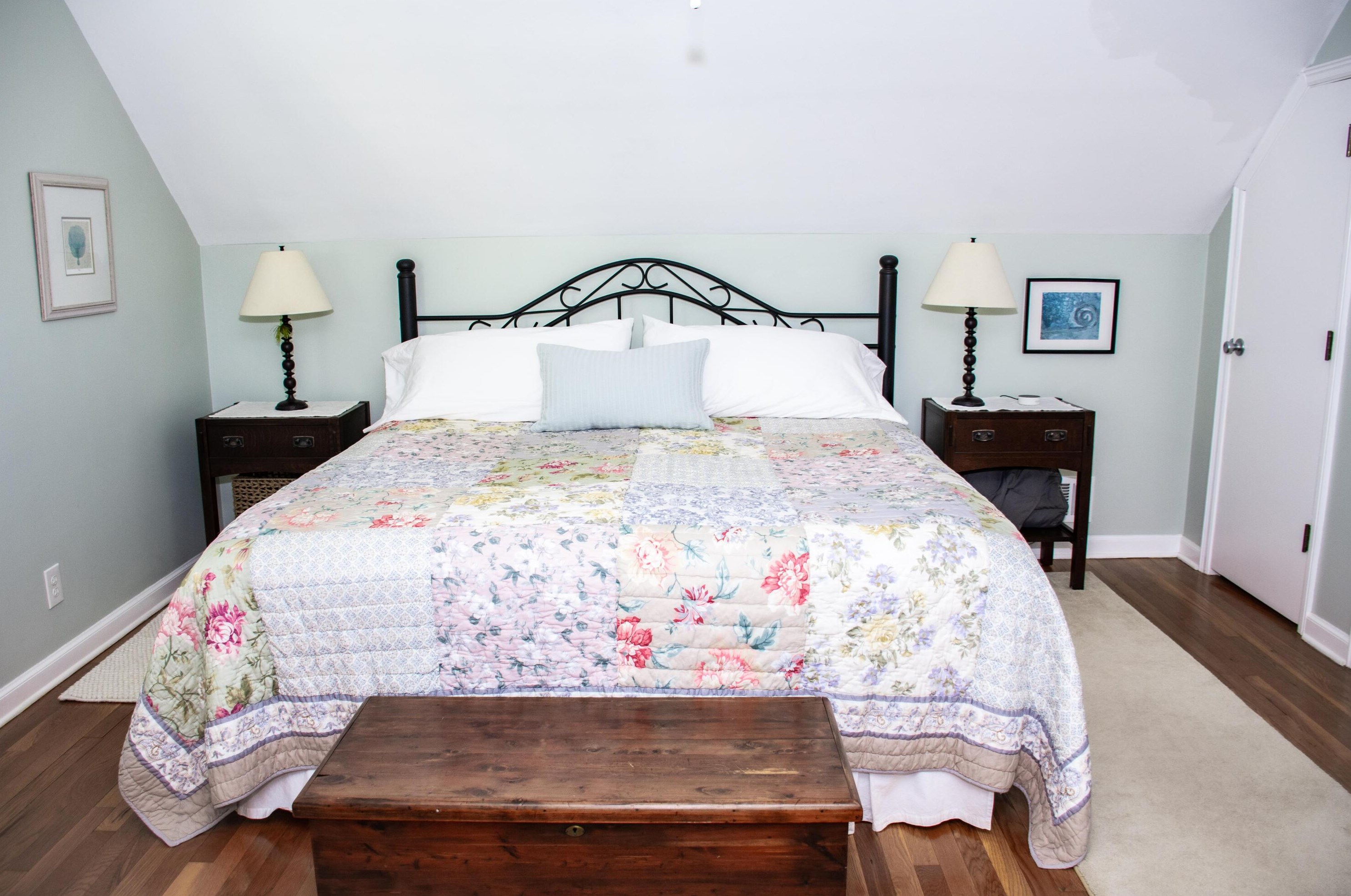 2276 Blvd, Columbus OH 43221-2909 exterior