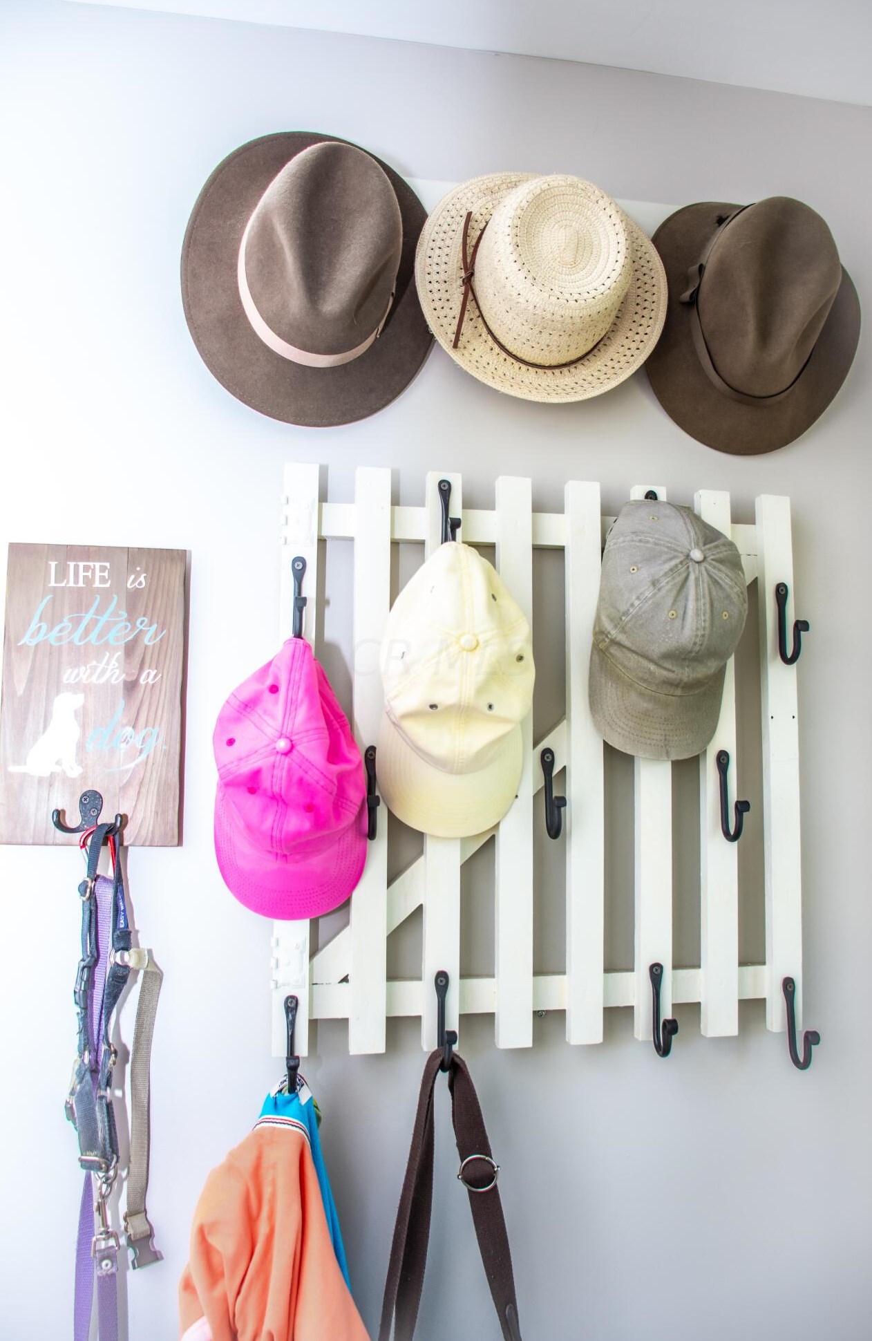 2276 Blvd, Columbus OH 43221-2909 exterior