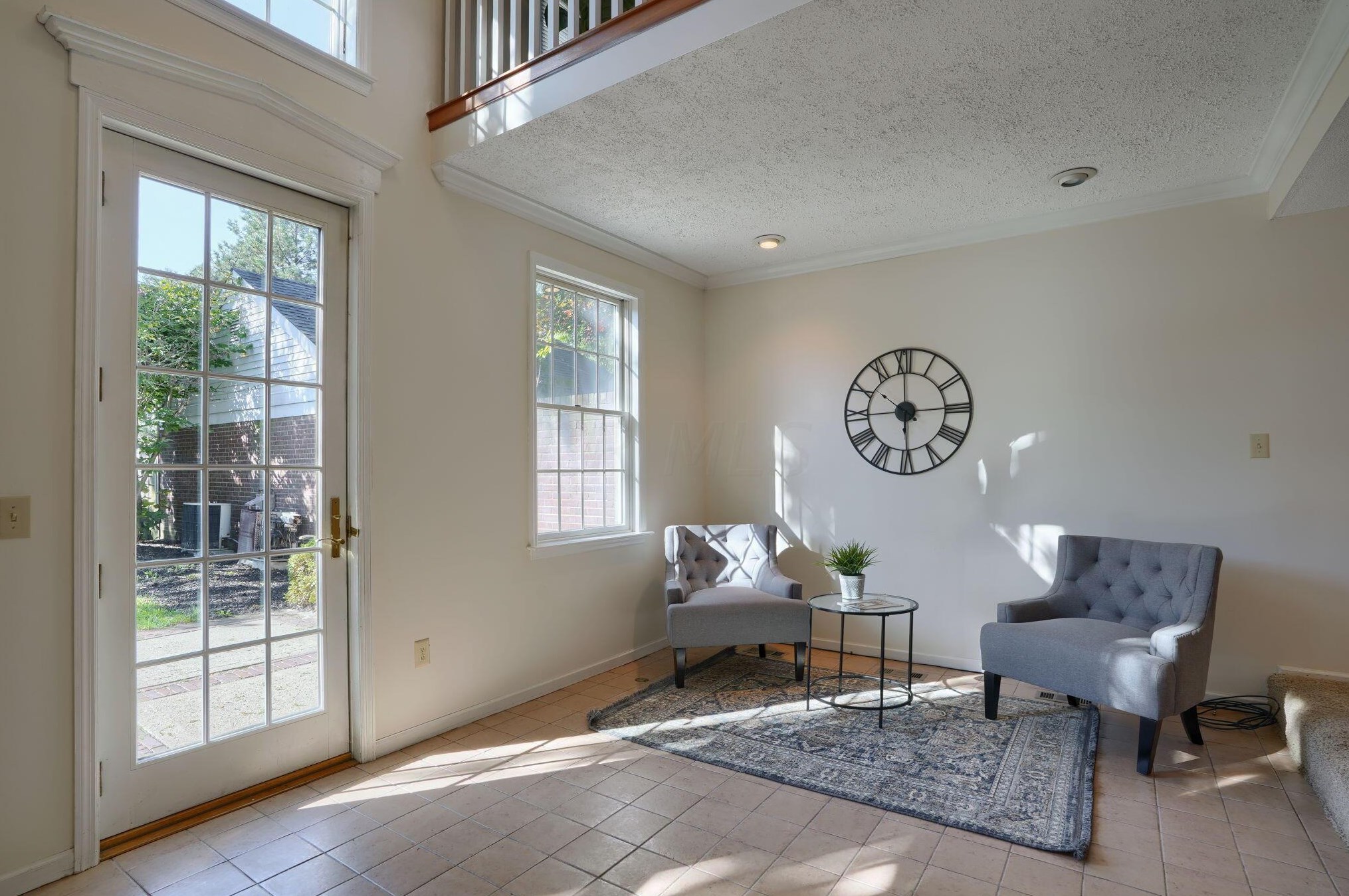 2207 Sandston Rd, Columbus OH 43220-5405 exterior