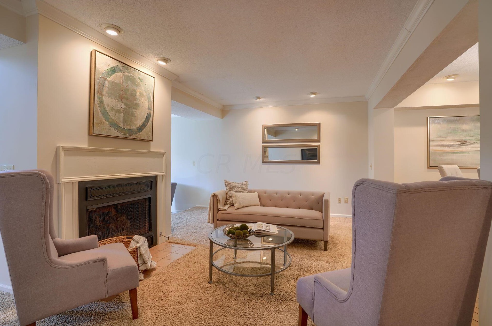 2207 Sandston Rd, Columbus OH 43220-5405 exterior