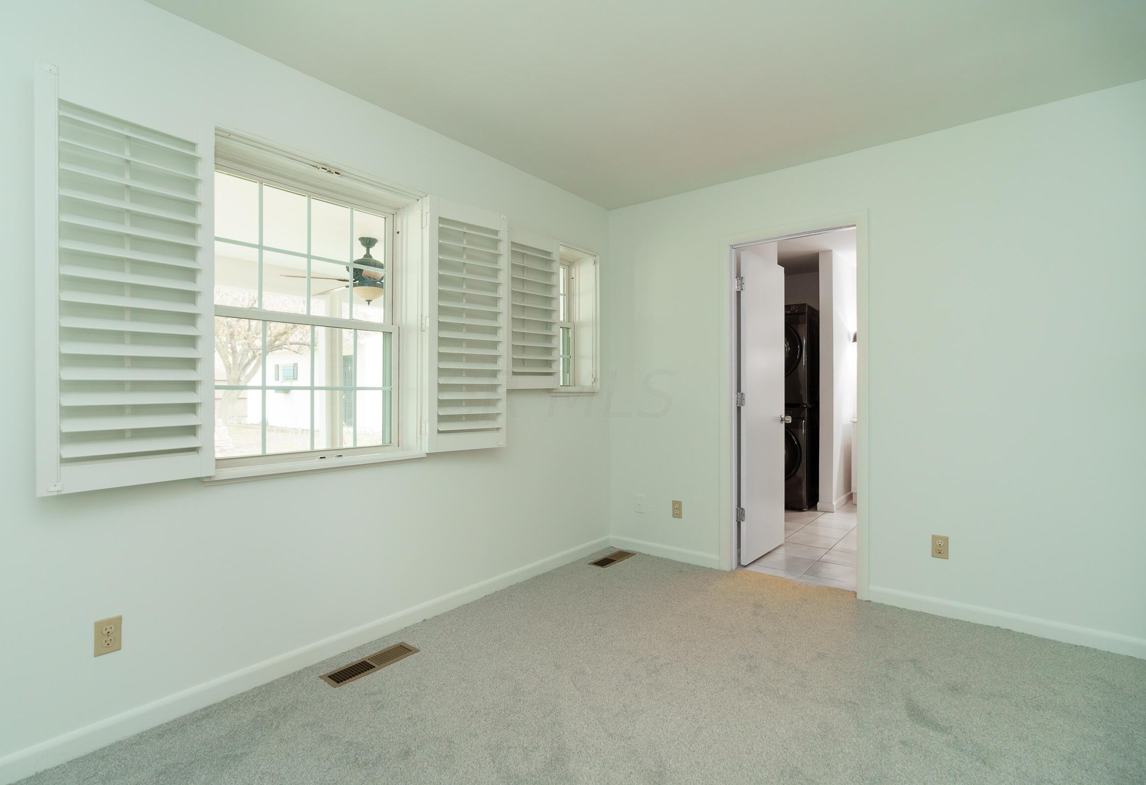 236 Danhurst Rd, Columbus OH 43228-1343 exterior