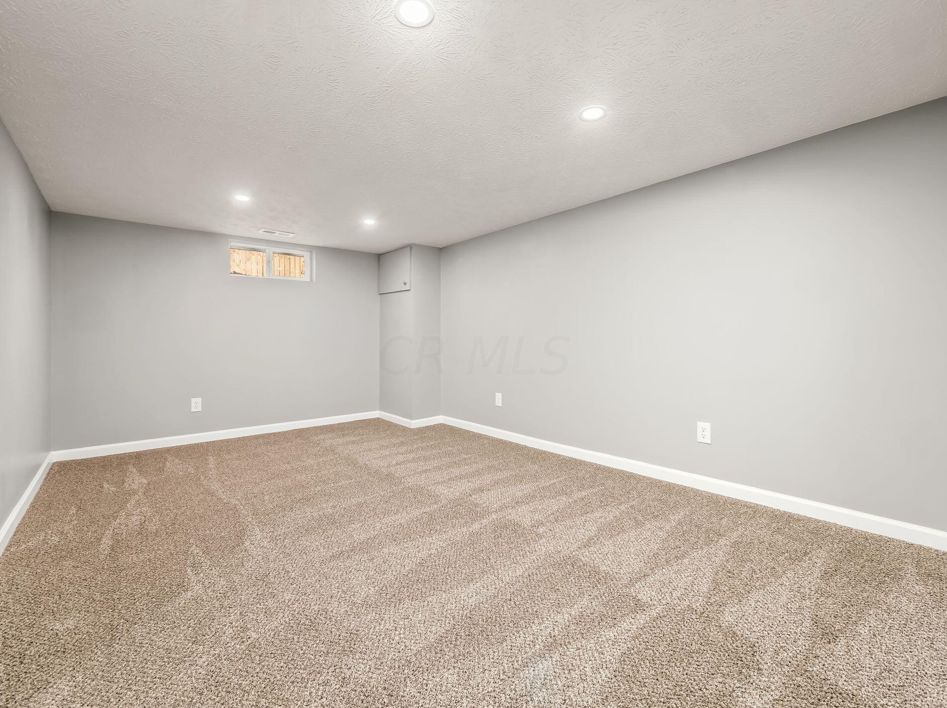 2479 Renwood Pl, Columbus OH  43211-1332 exterior