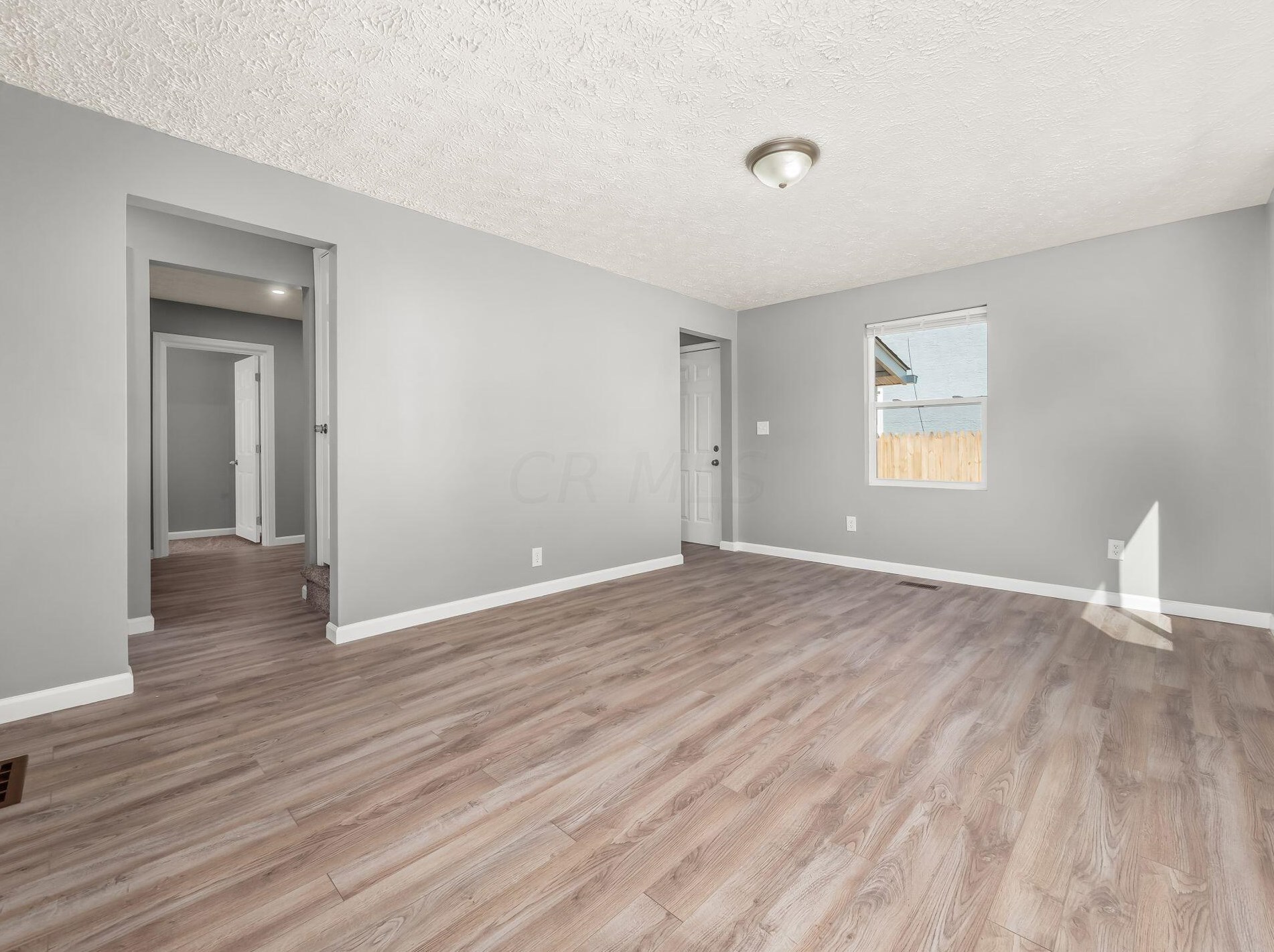 2479 Renwood Pl, Columbus OH  43211-1332 exterior