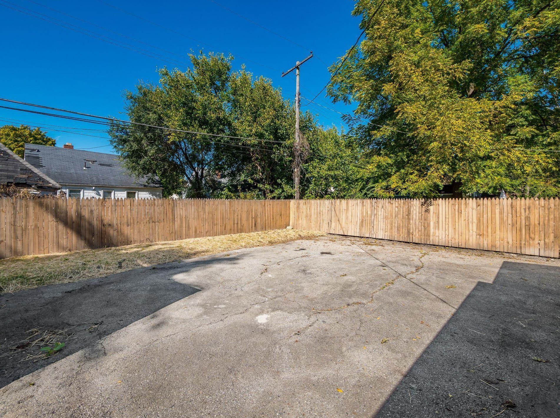 2479 Renwood Pl, Columbus OH  43211-1332 exterior