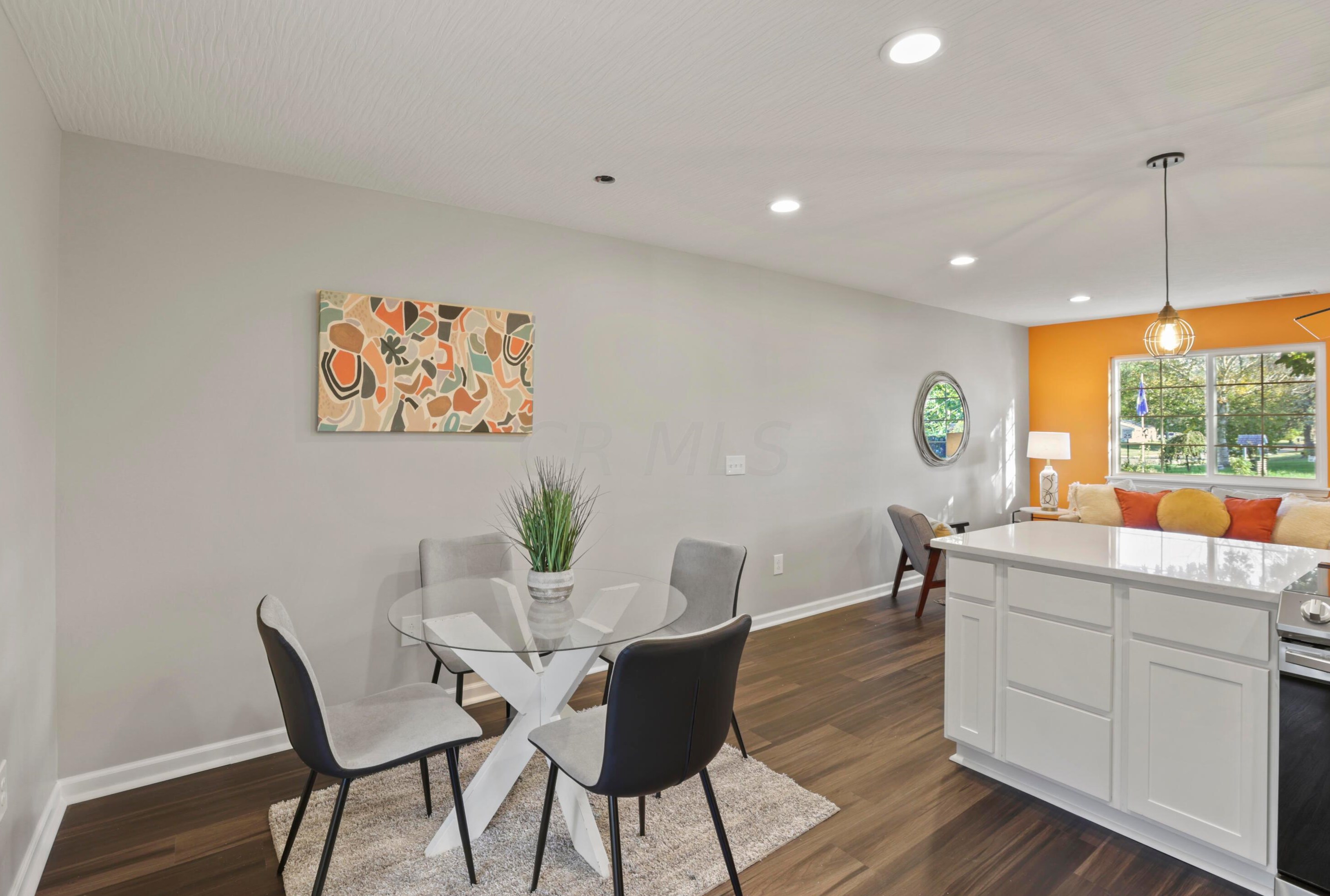 5338 Newport Rd, Columbus OH 43232-6324 exterior