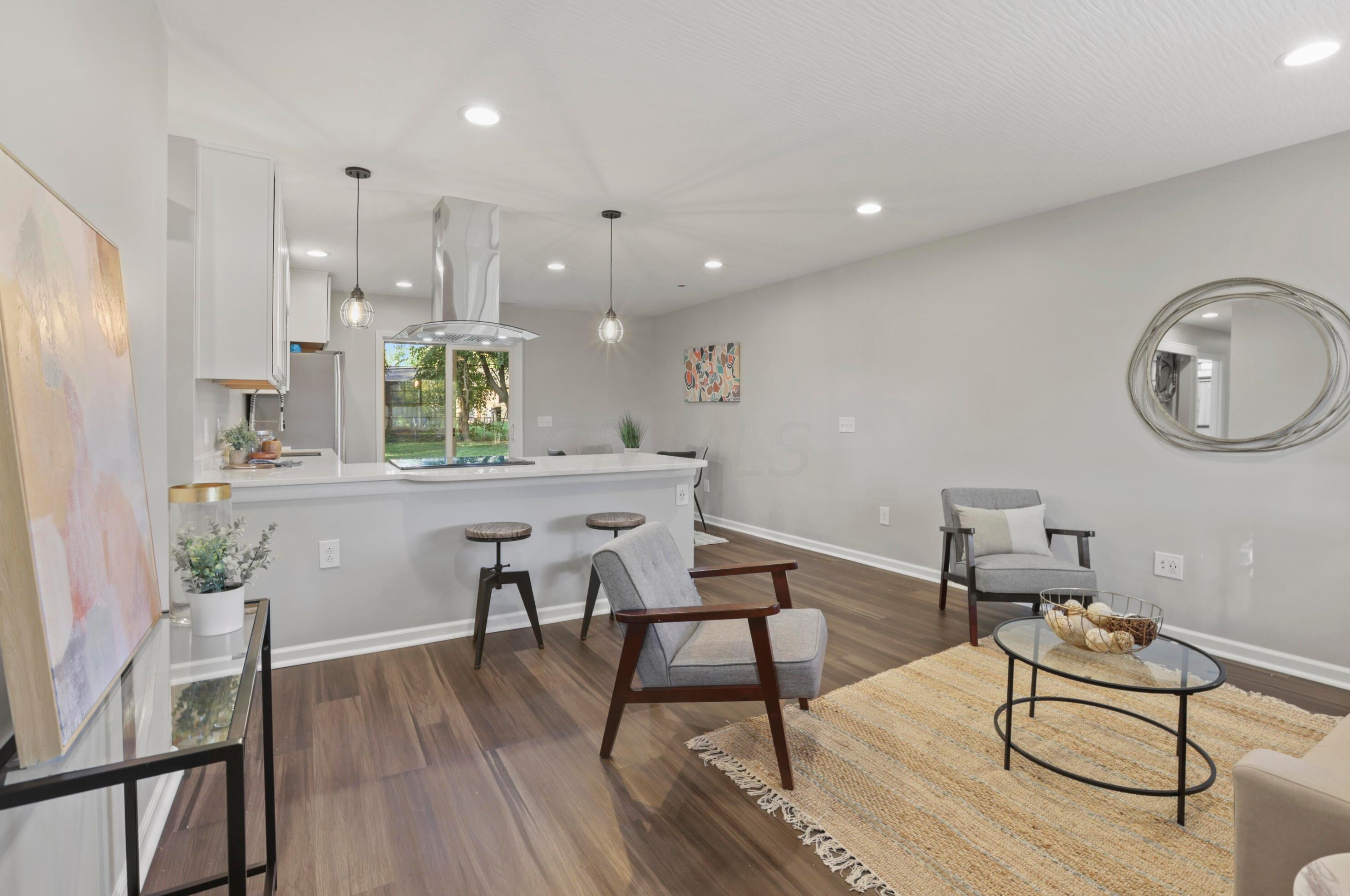 5338 Newport Rd, Columbus OH 43232-6324 exterior