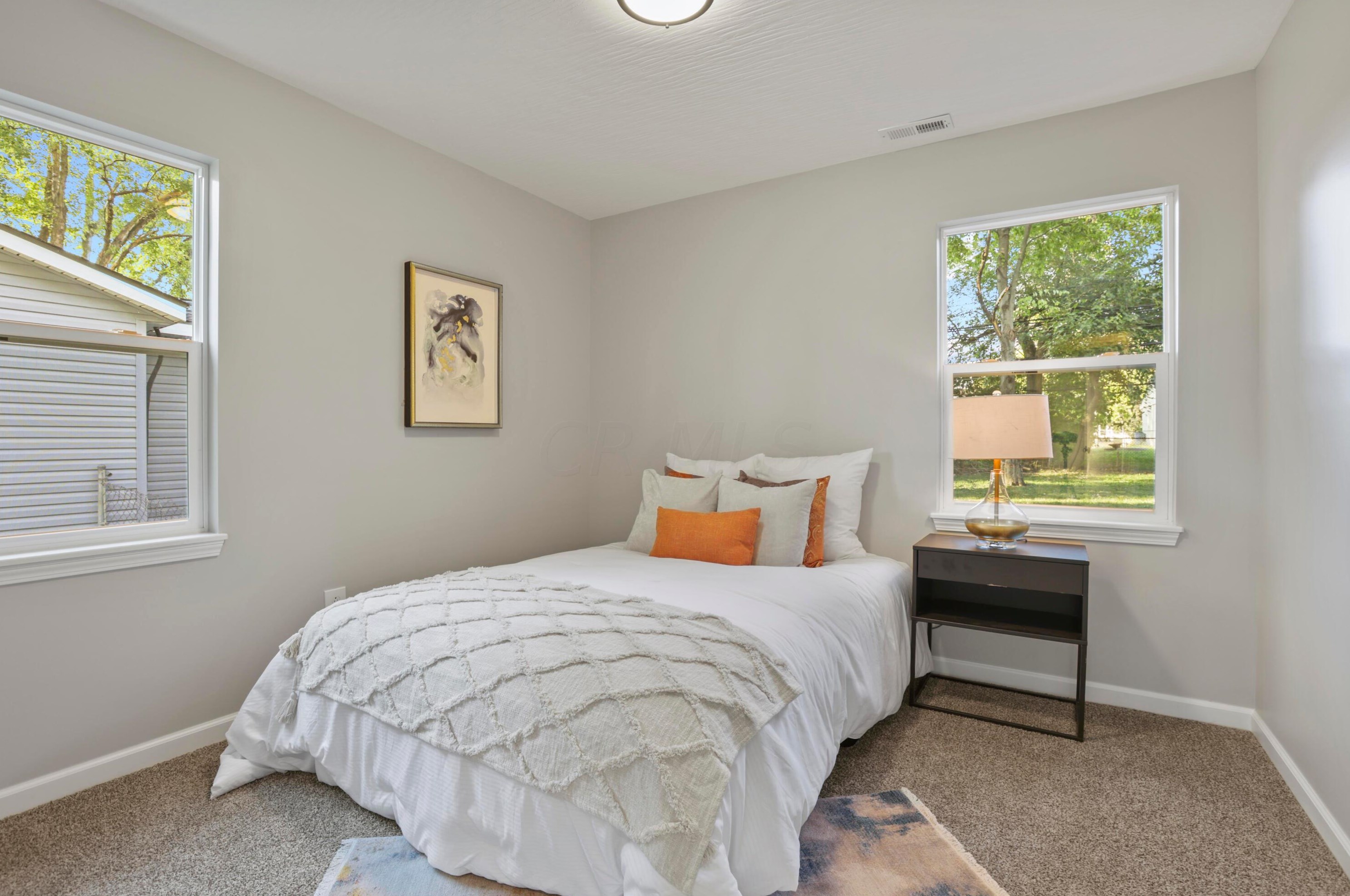 5338 Newport Rd, Columbus OH 43232-6324 exterior