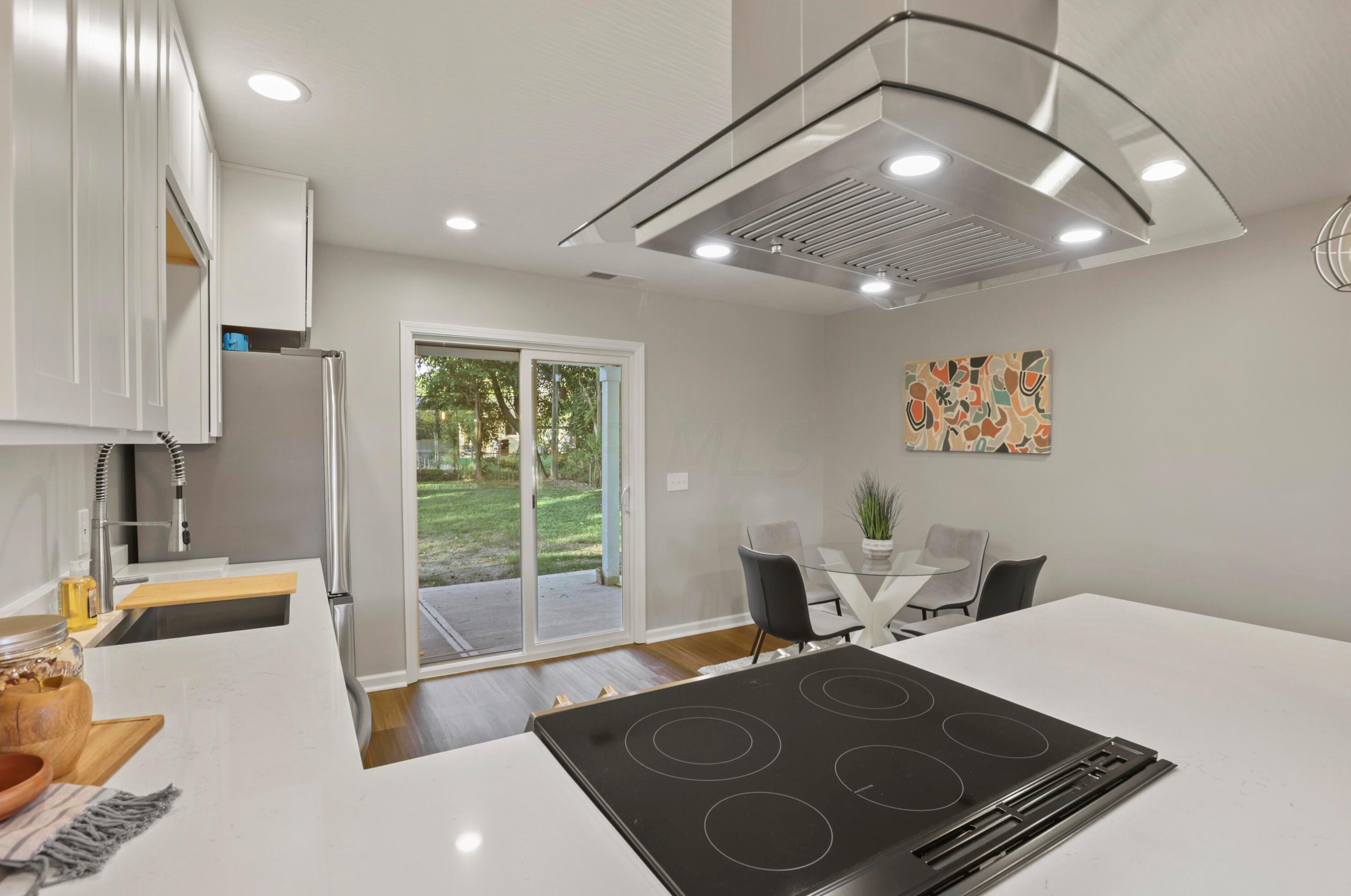 5338 Newport Rd, Columbus OH 43232-6324 exterior