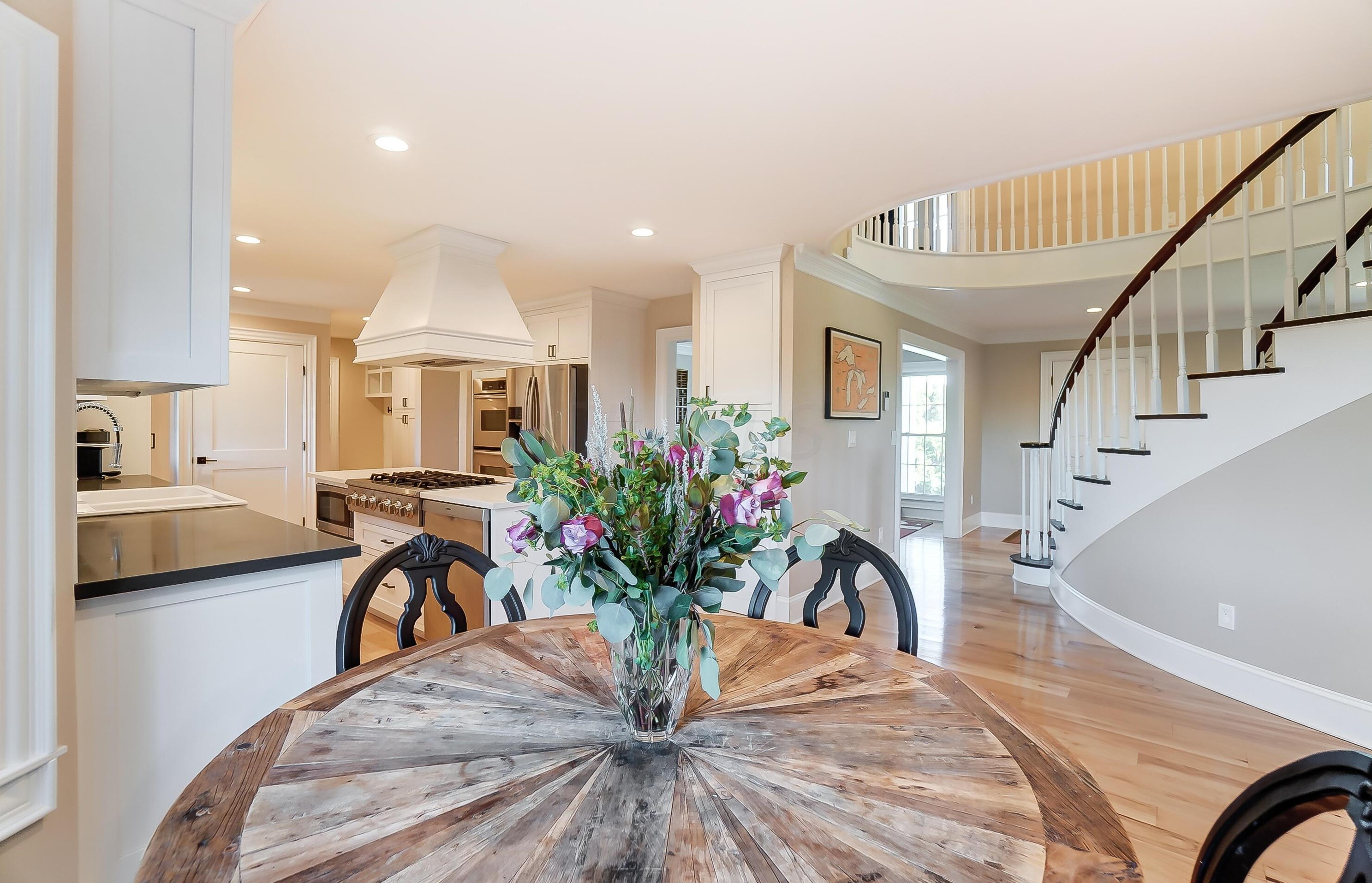 2437 Old Columbus Rd, Granville OH  43023-9678 exterior