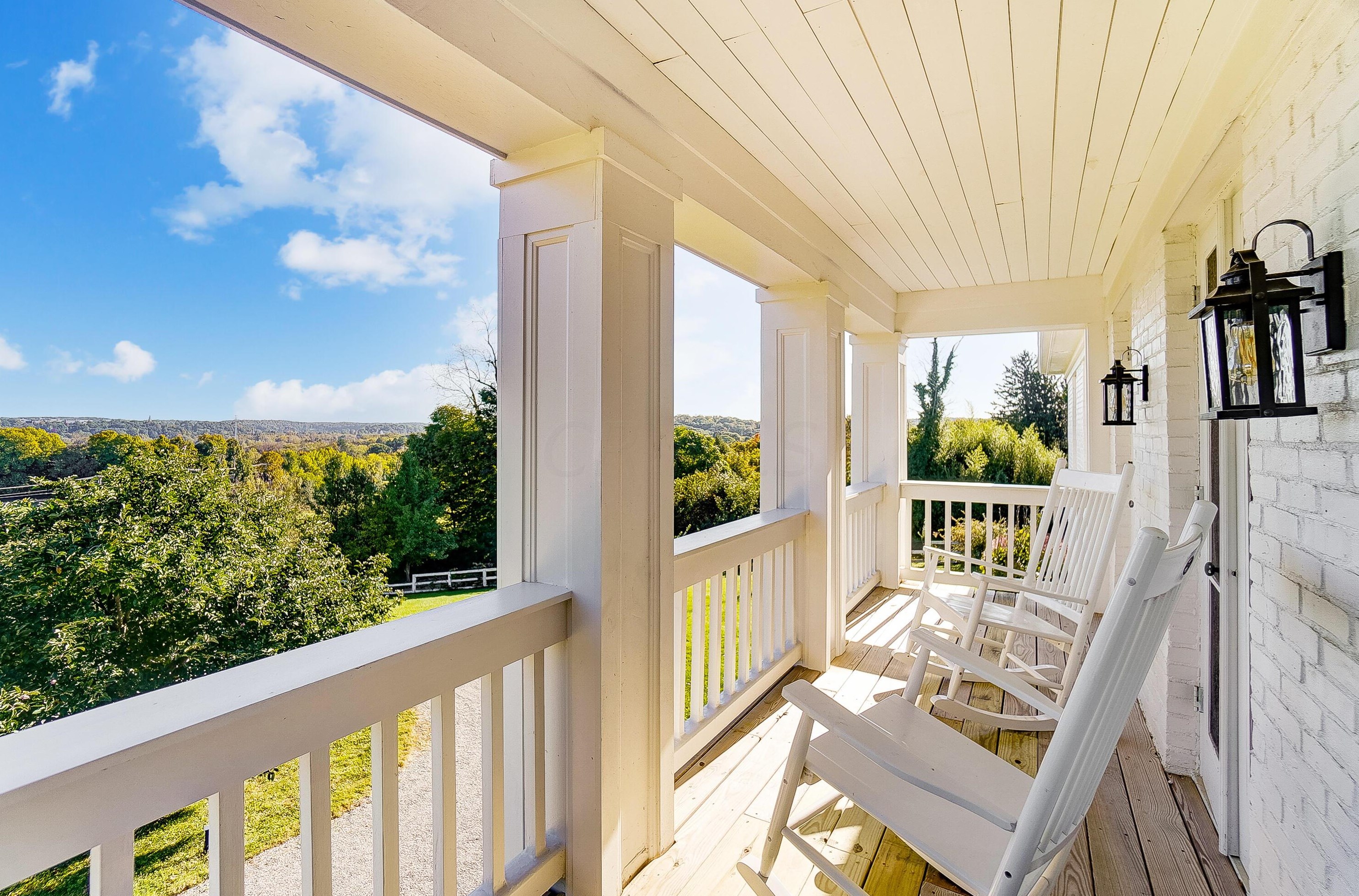 2437 Old Columbus Rd, Granville OH  43023-9678 exterior