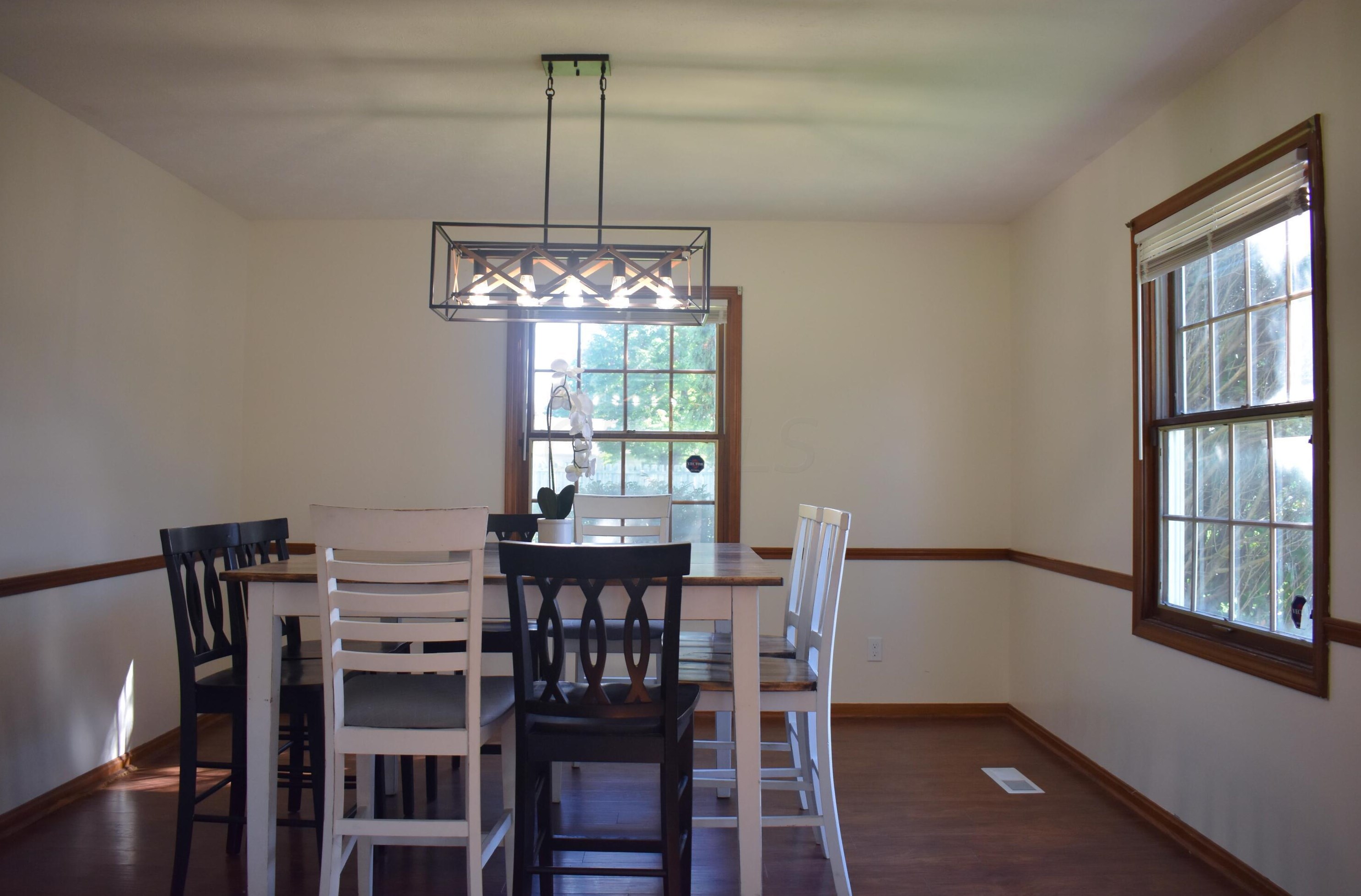 1505 Brookpark Dr, Mansfield OH  44906-3503 exterior