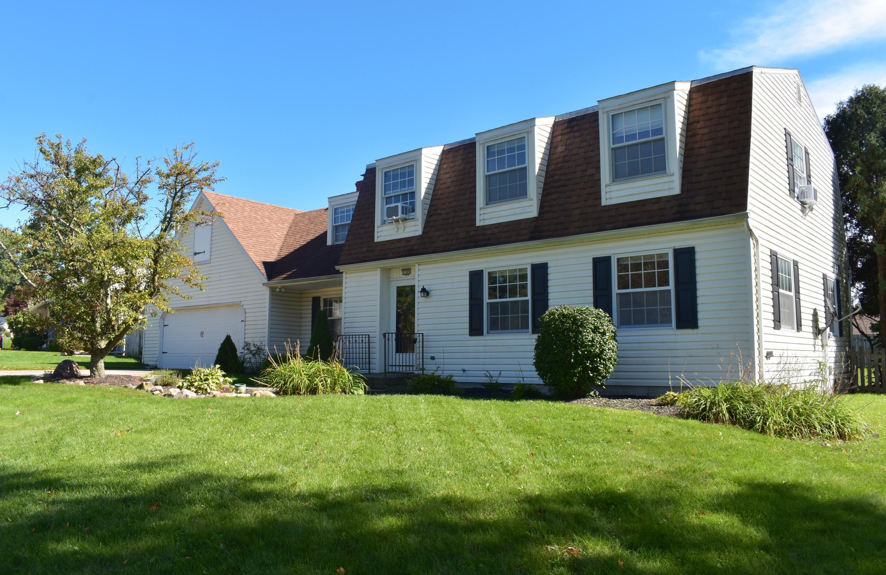 1505 Brookpark Dr, Mansfield OH  44906-3503 exterior