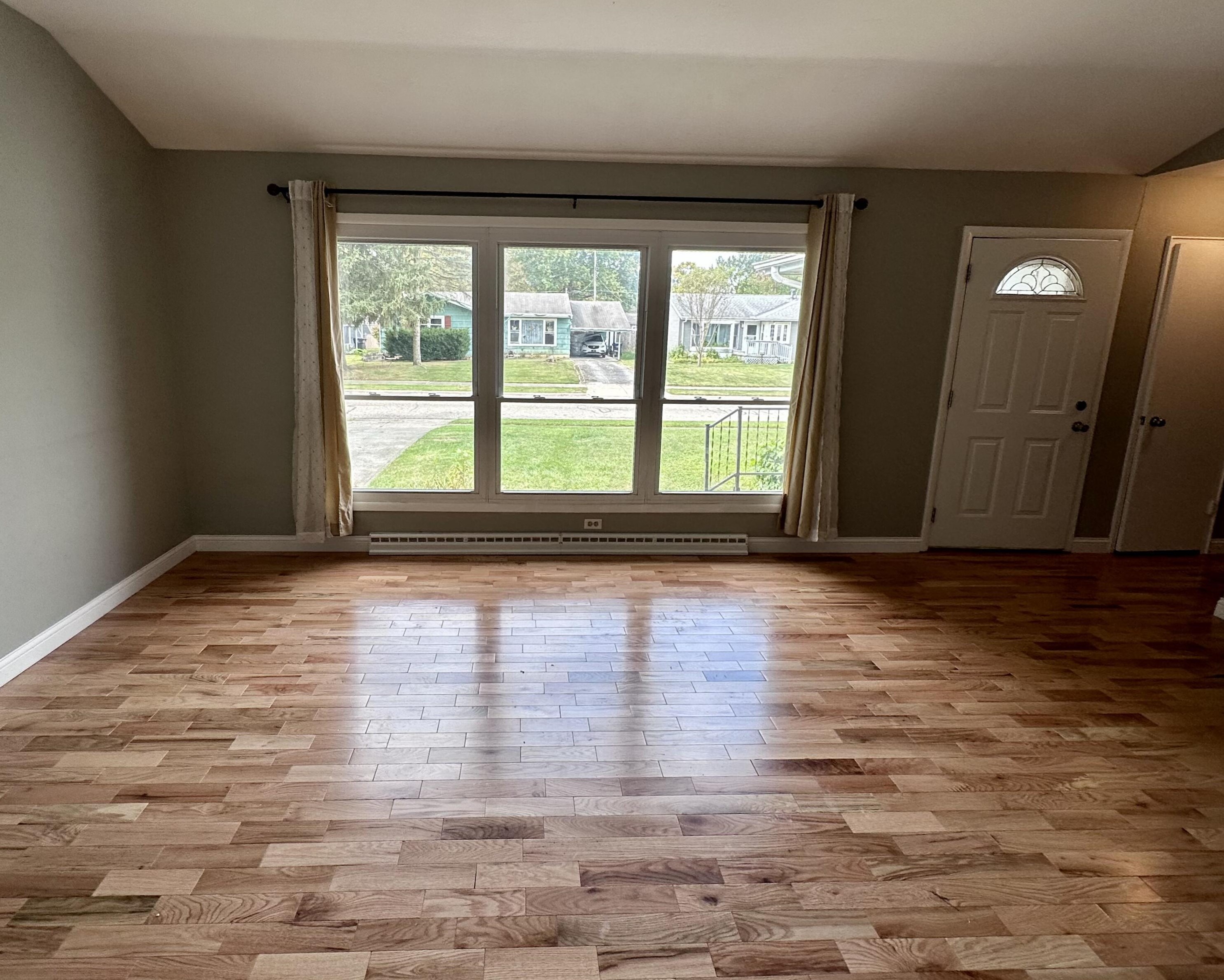 456 Bernhard Rd, Columbus OH 43213-1936 exterior