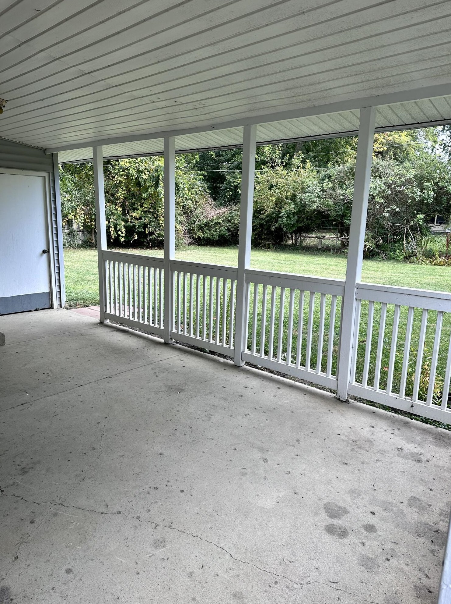 456 Bernhard Rd, Columbus OH 43213-1936 exterior