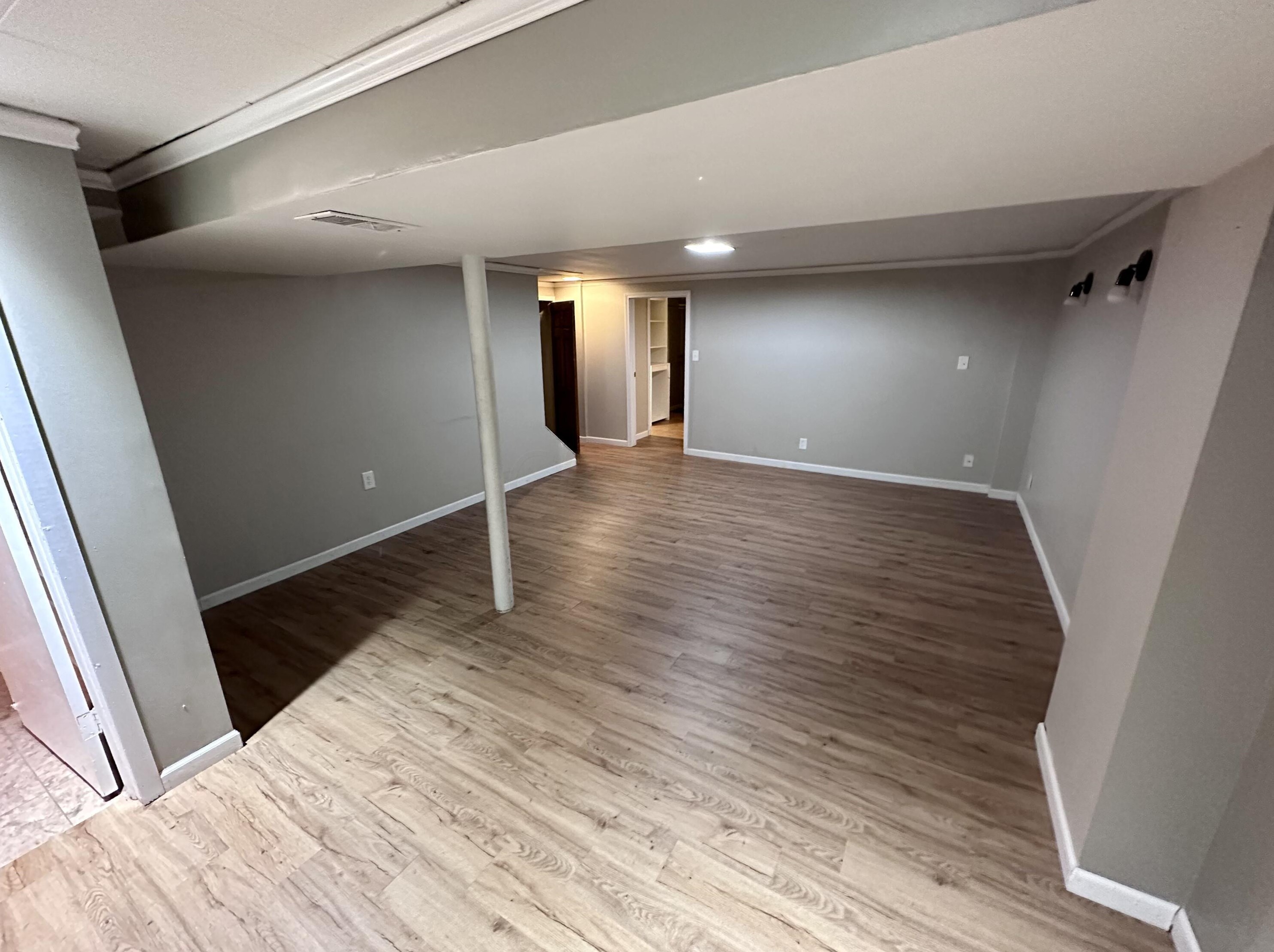 456 Bernhard Rd, Columbus OH 43213-1936 exterior