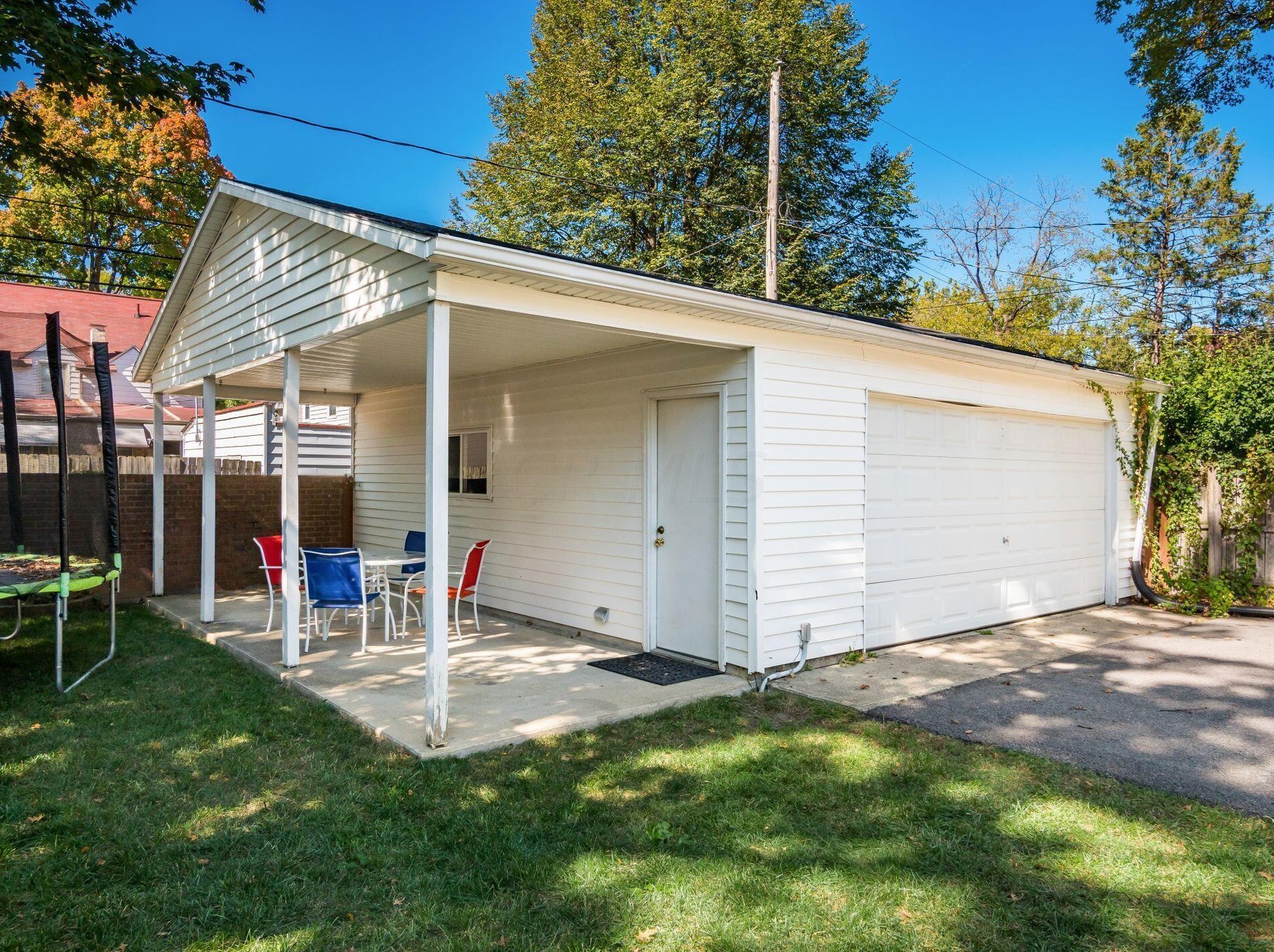 89 Remington Rd, Columbus OH 43209-2458 exterior