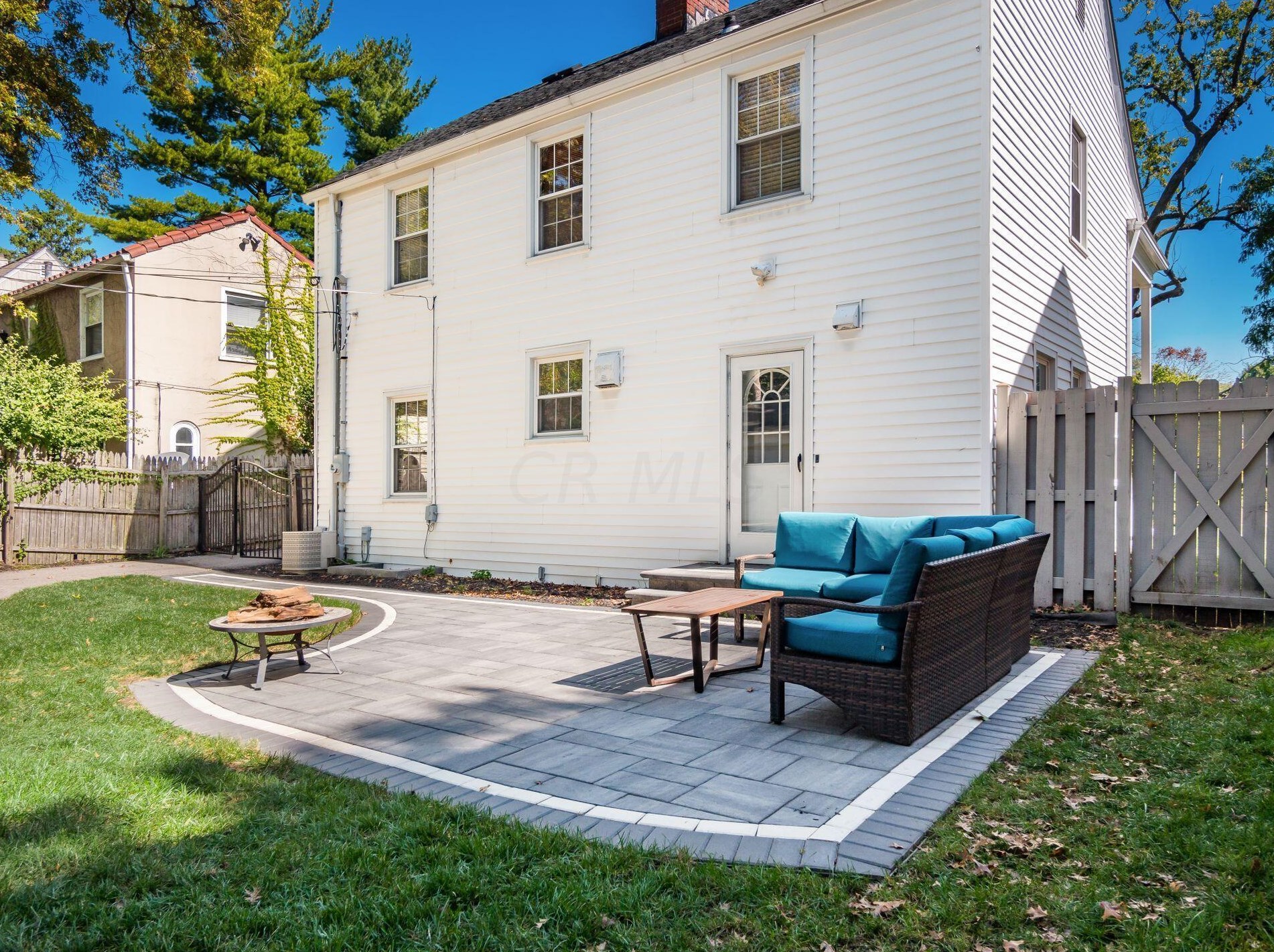 89 Remington Rd, Columbus OH 43209-2458 exterior