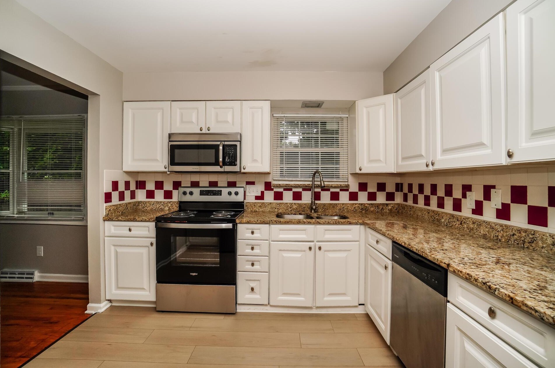 6468 Johnanne St, Columbus OH  43229-2022 exterior