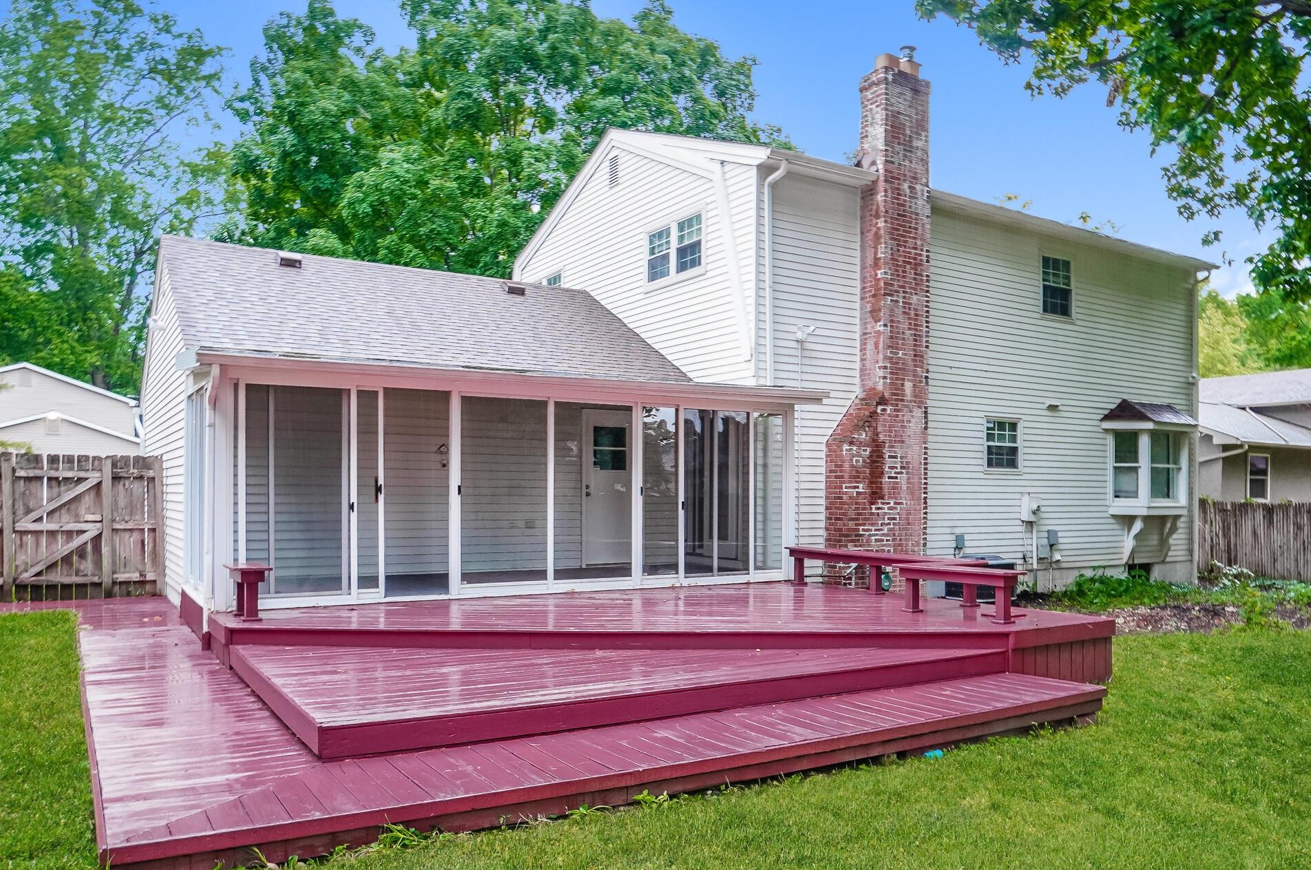 6468 Johnanne St, Columbus OH  43229-2022 exterior