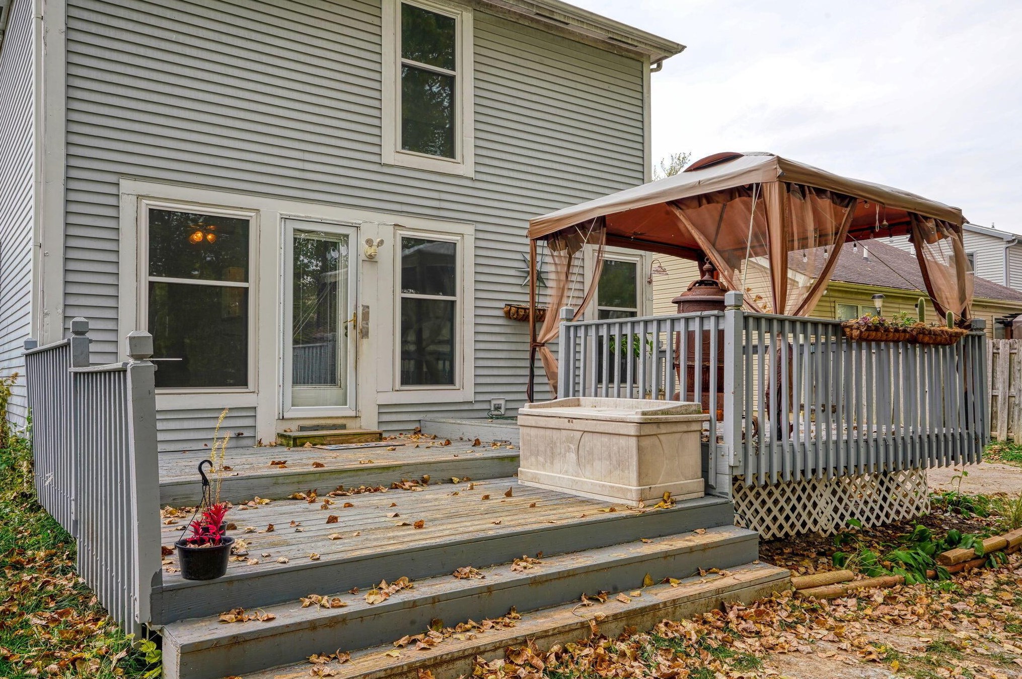 1276 Pinnacle Dr, Columbus OH 43204-1776 exterior