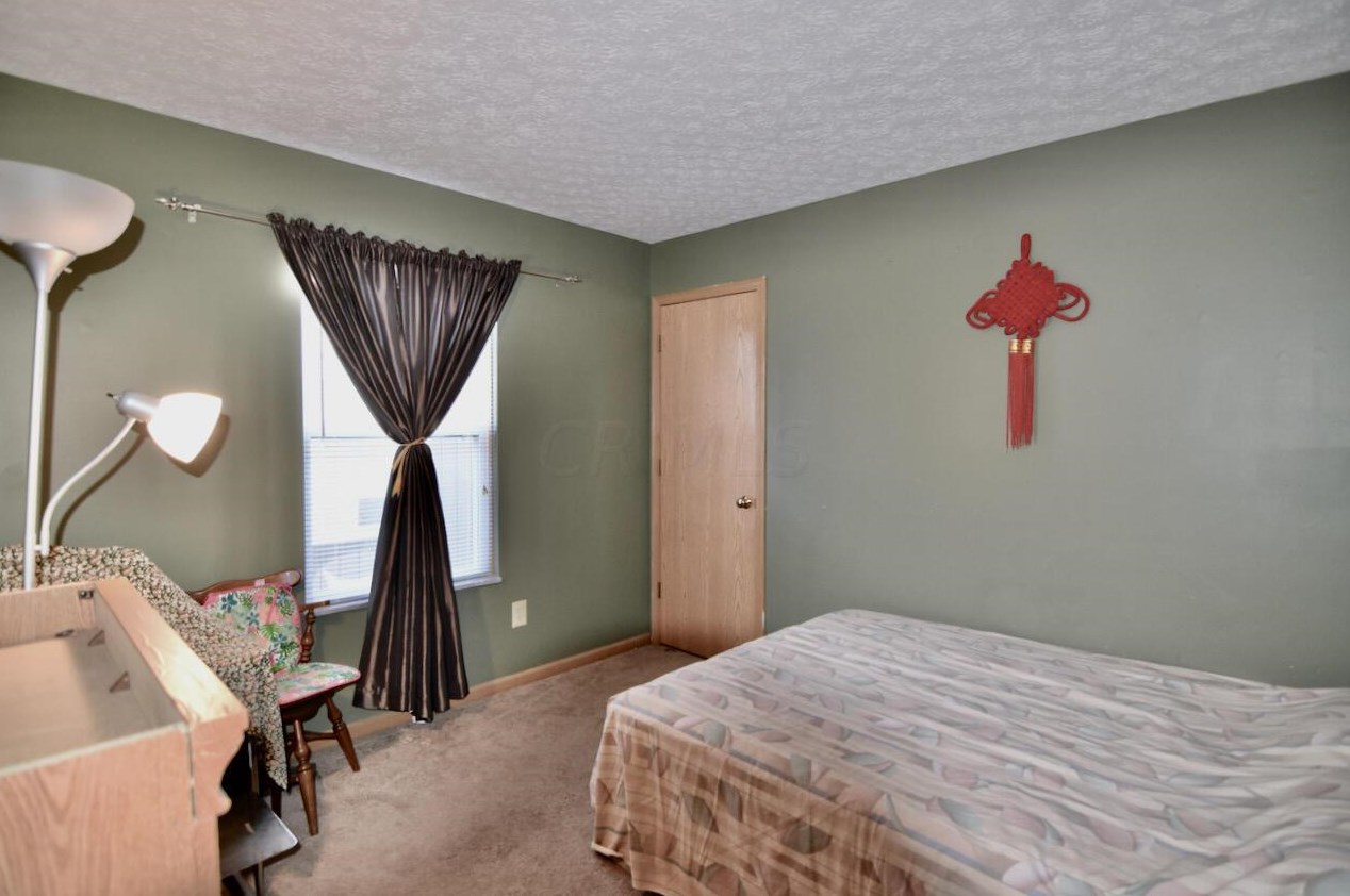 2991 Footloose Dr, Columbus OH 43231-8812 exterior