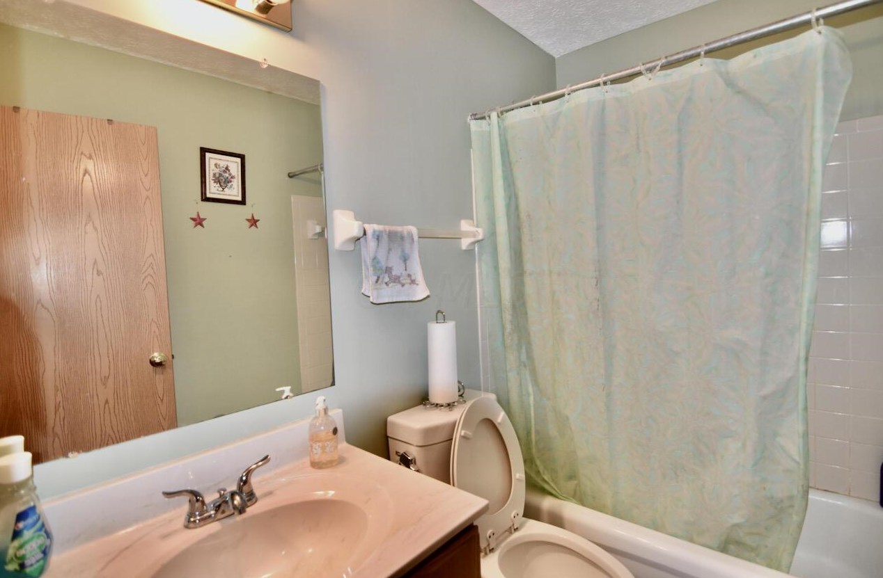 2991 Footloose Dr, Columbus OH 43231-8812 exterior