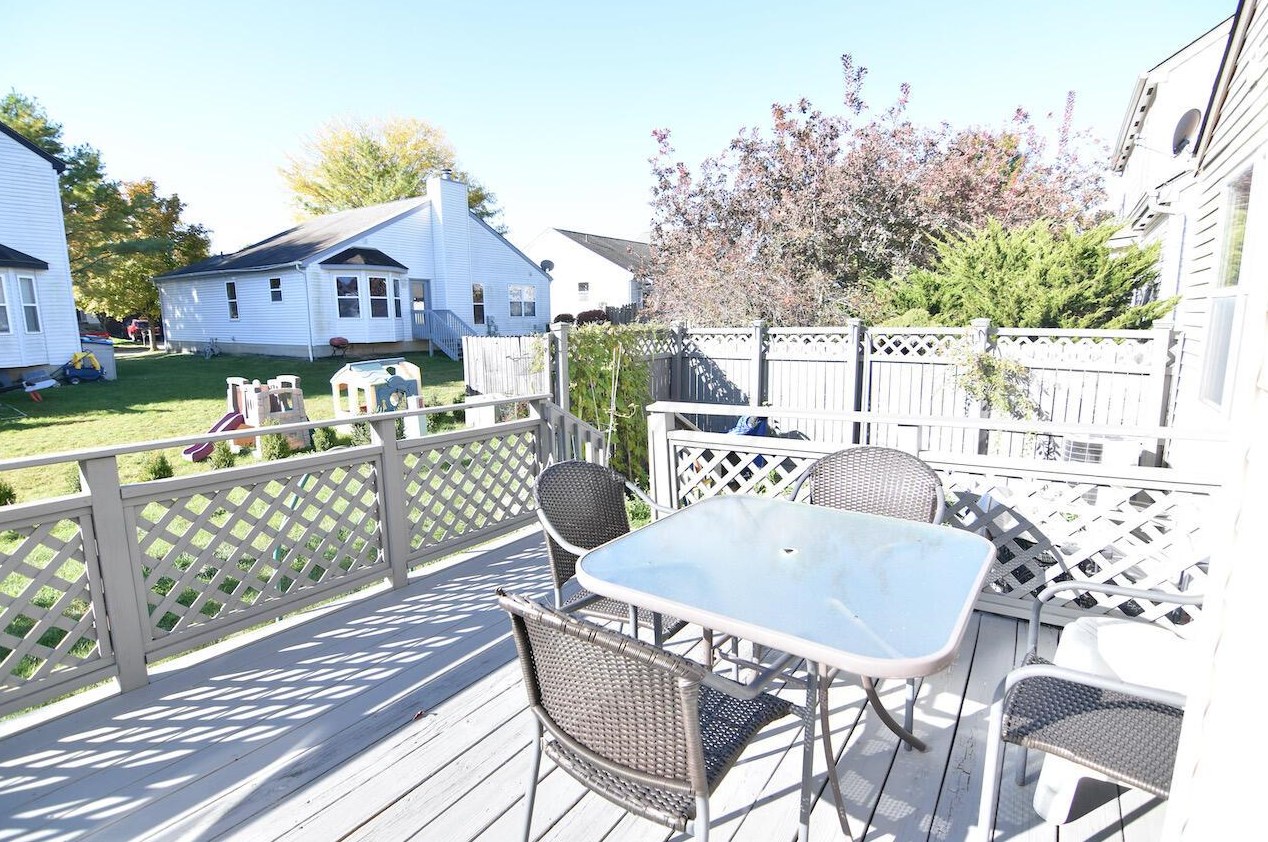 2991 Footloose Dr, Columbus OH 43231-8812 exterior