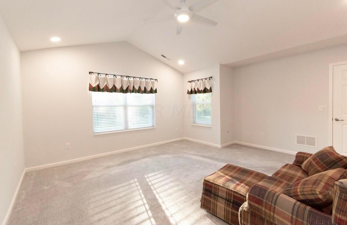 1383 Epworth Forest Dr, Lancaster OH  43130-7755 exterior
