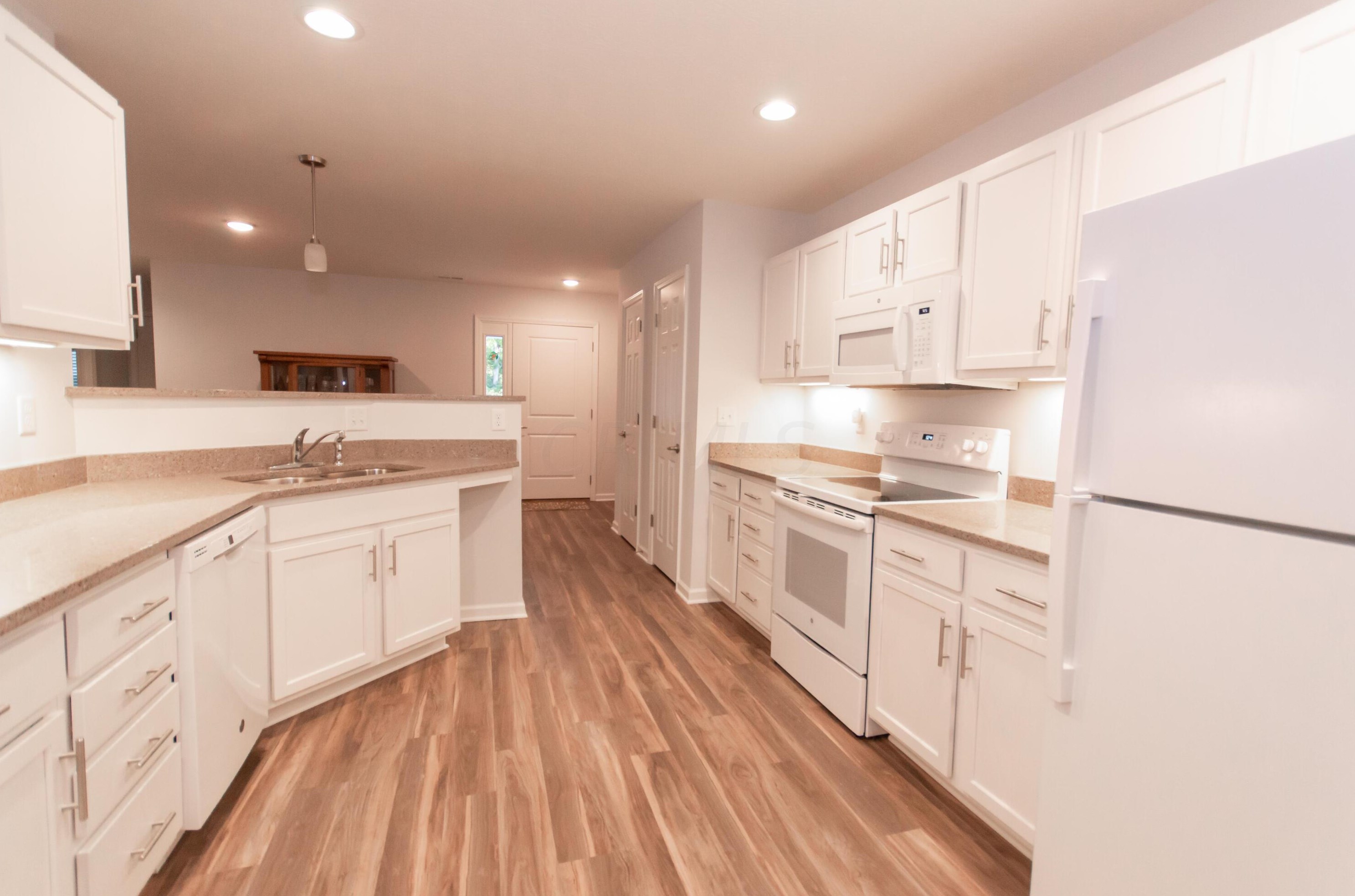 1383 Epworth Forest Dr, Lancaster OH  43130-7755 exterior